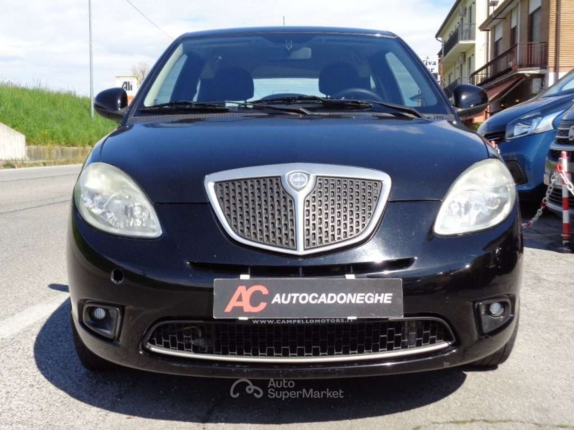 Lancia Ypsilon