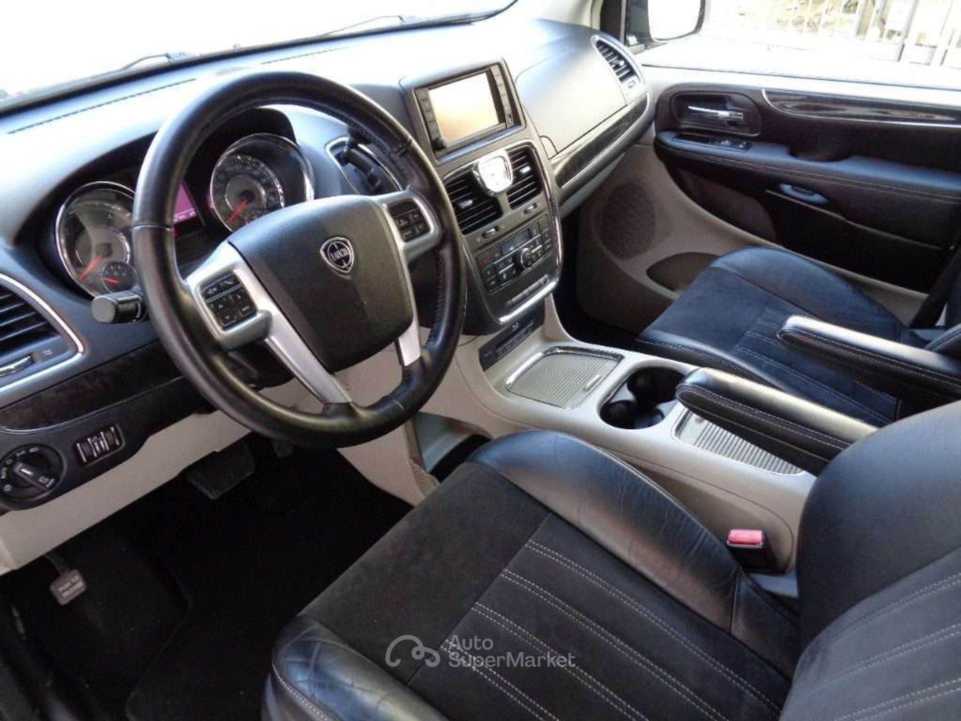 Lancia Voyager