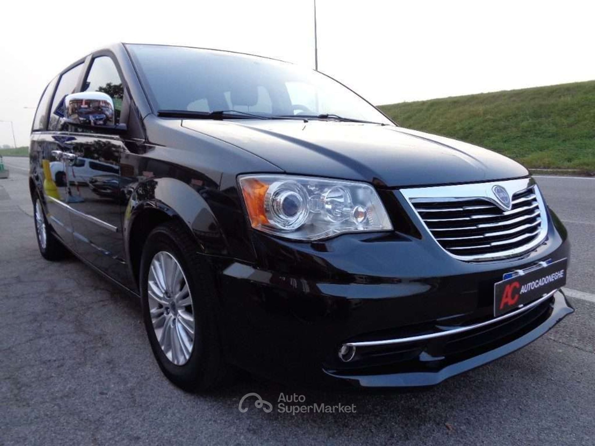 Lancia Voyager