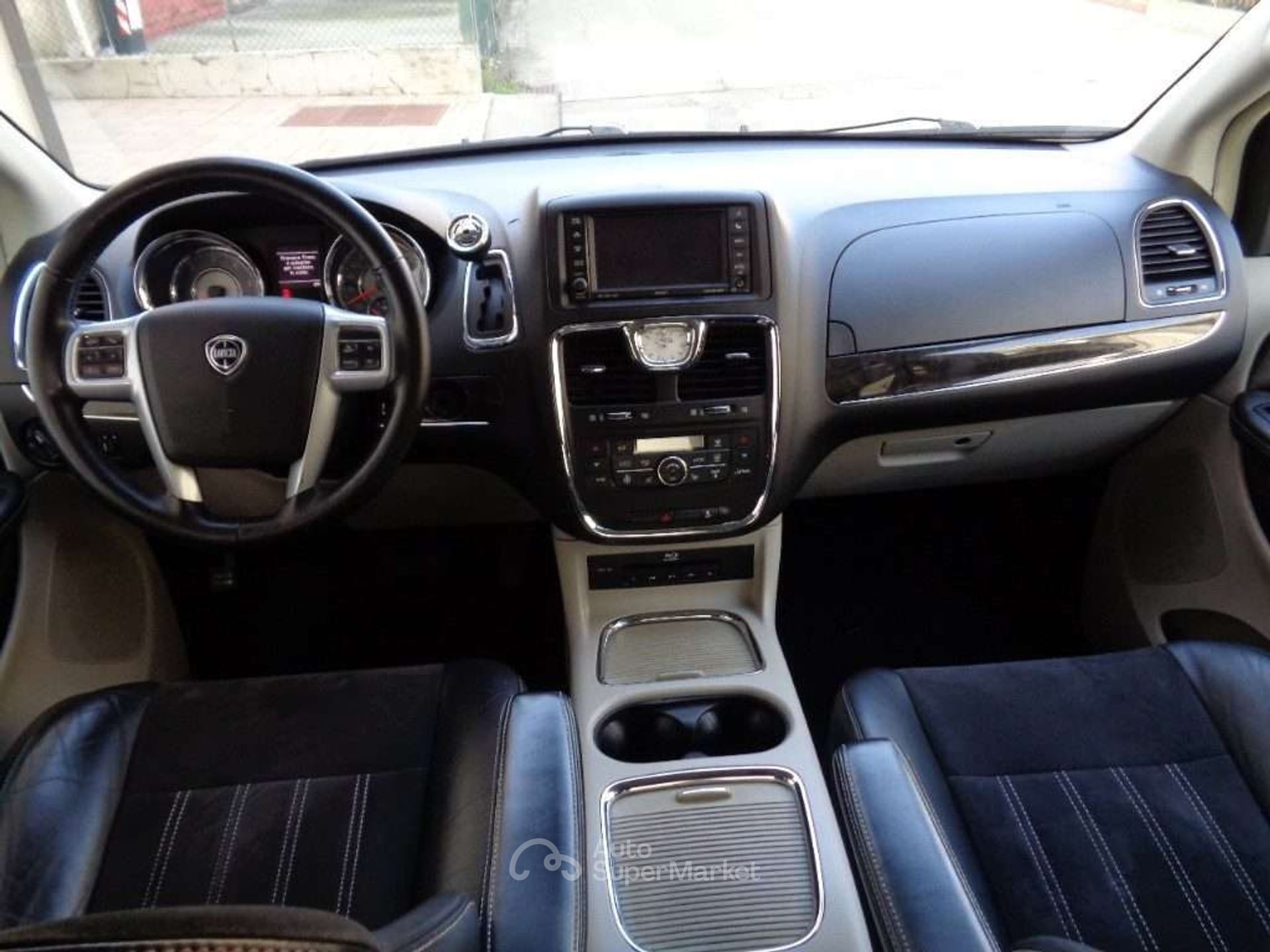 Lancia Voyager