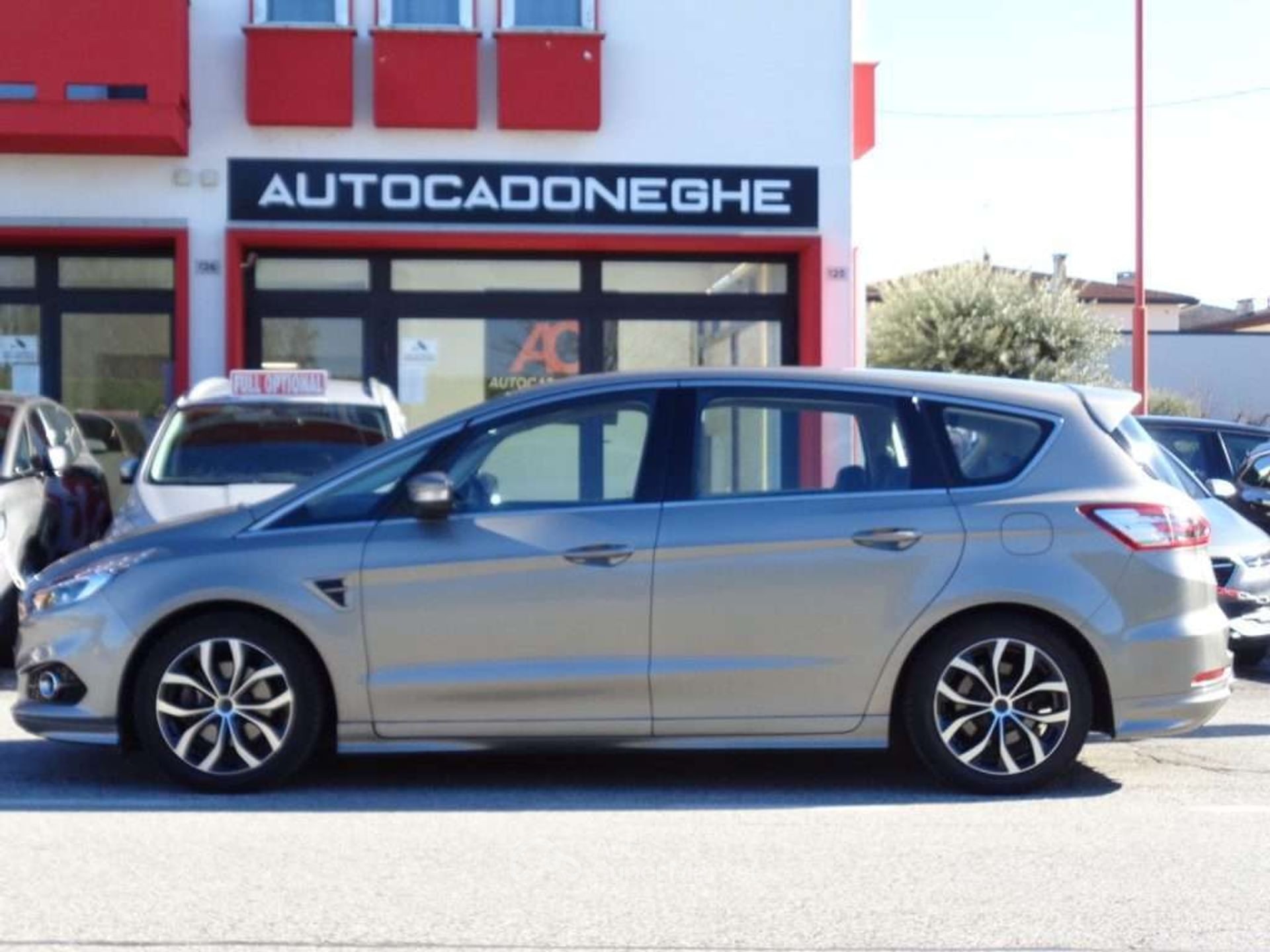 Ford S-Max