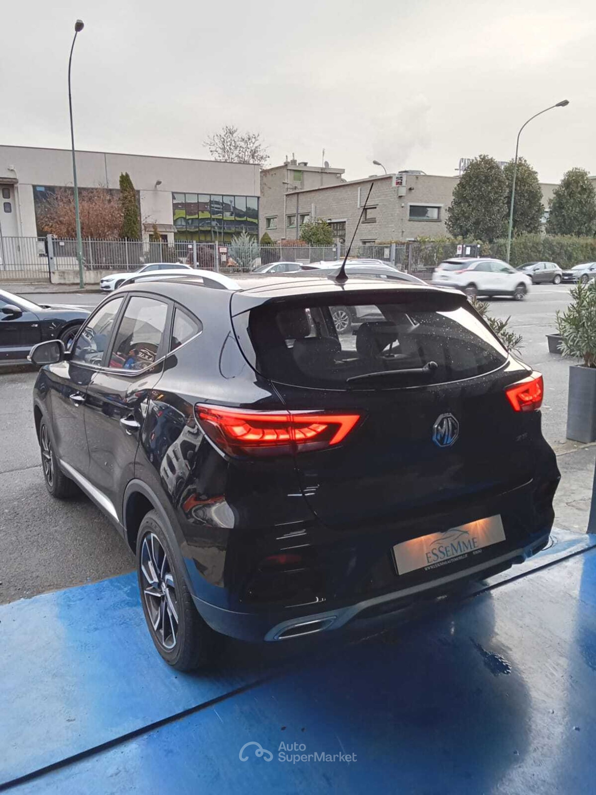 MG ZS