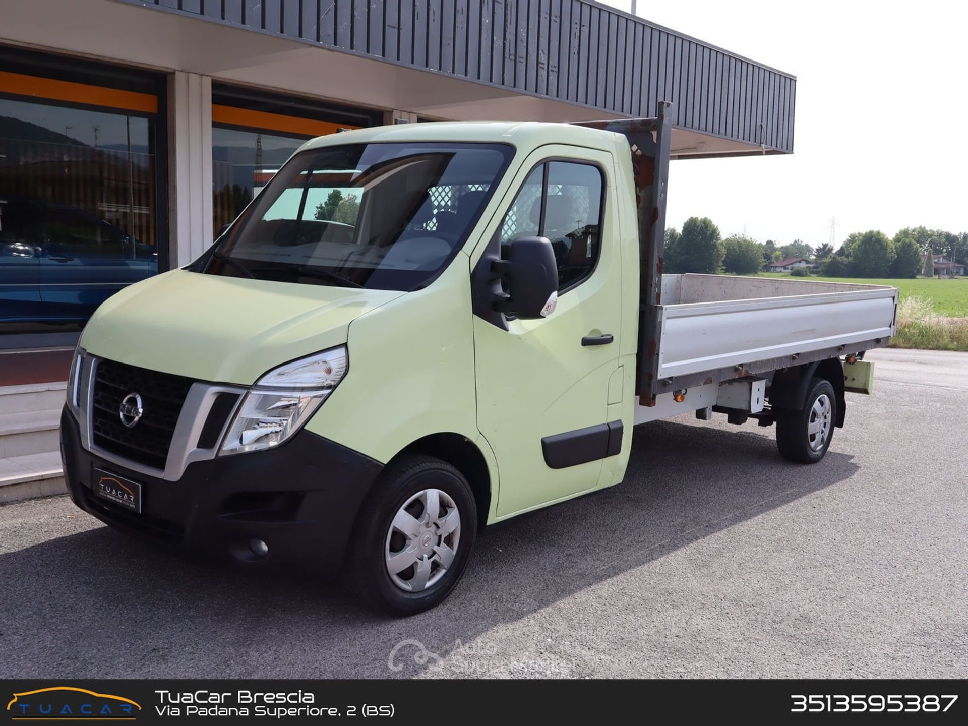 Nissan NV400