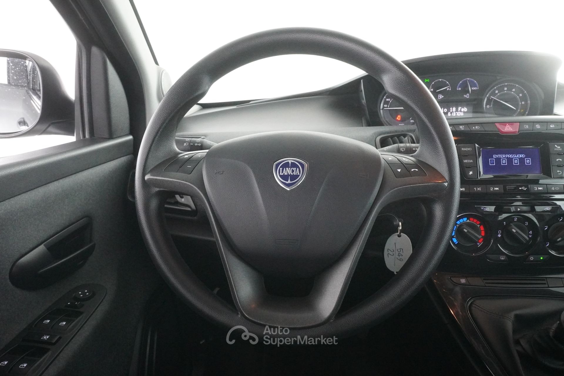 Lancia Ypsilon