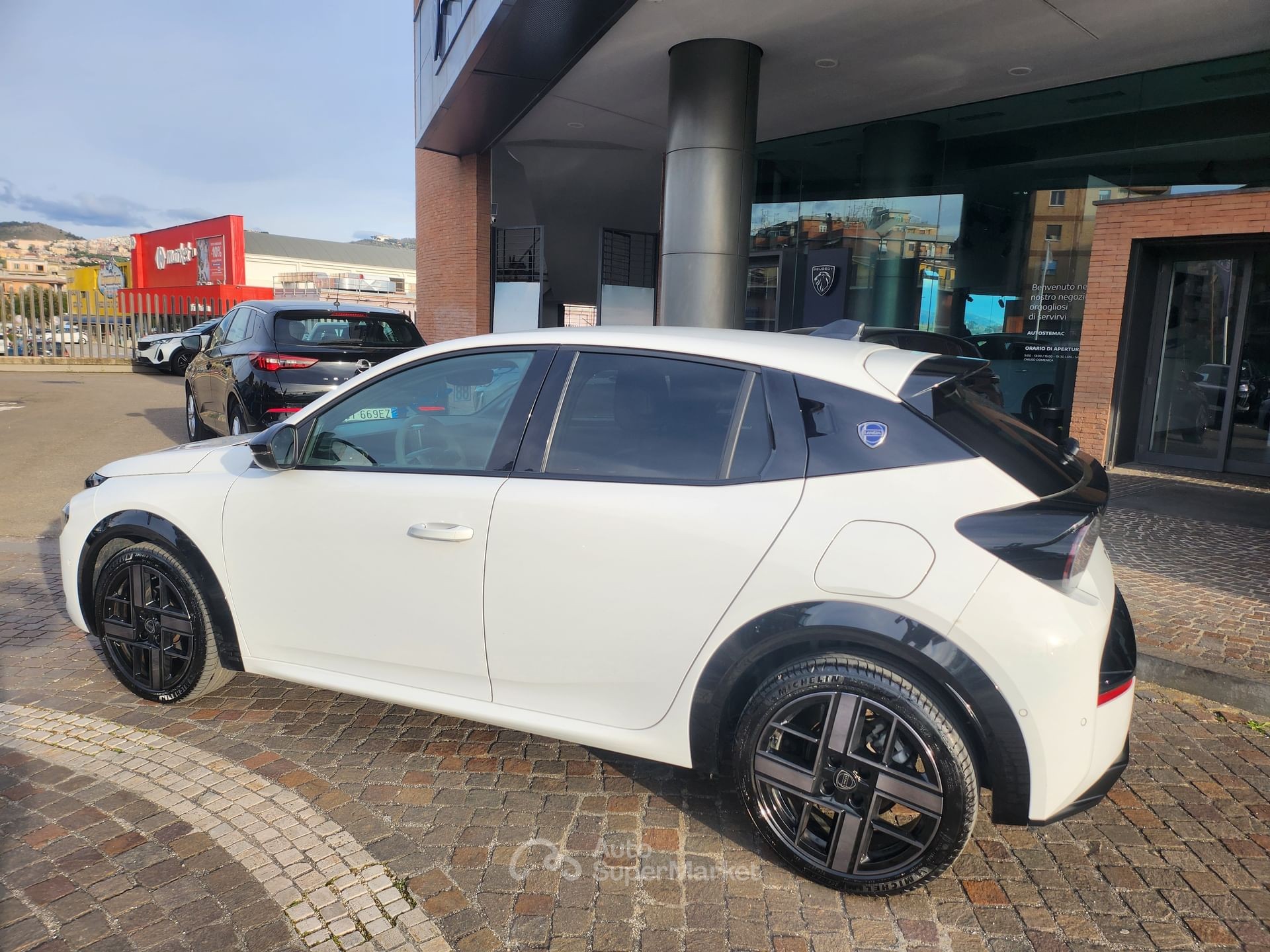 Lancia Ypsilon