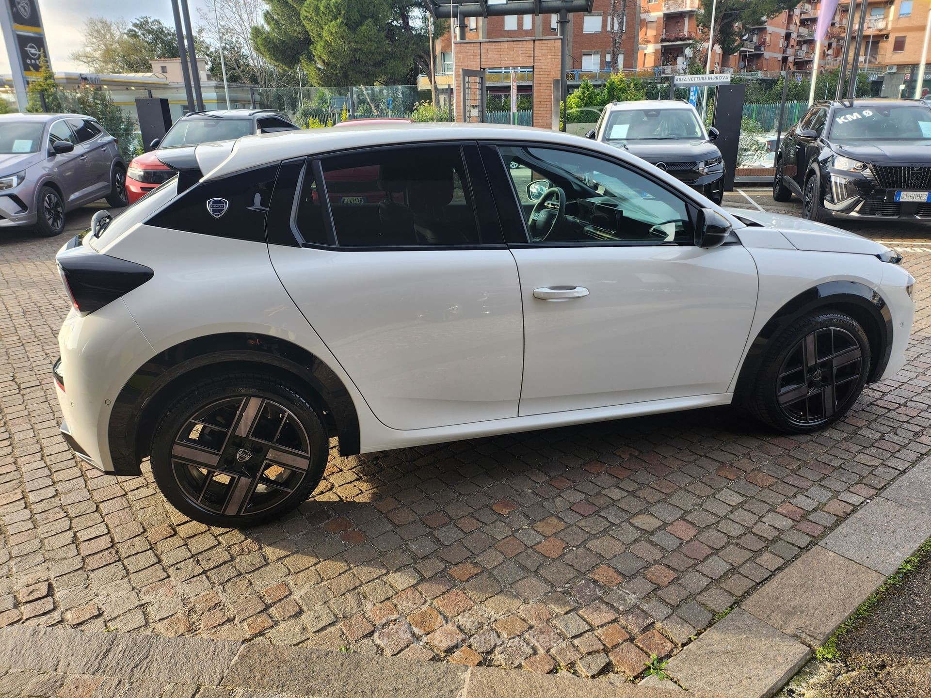 Lancia Ypsilon