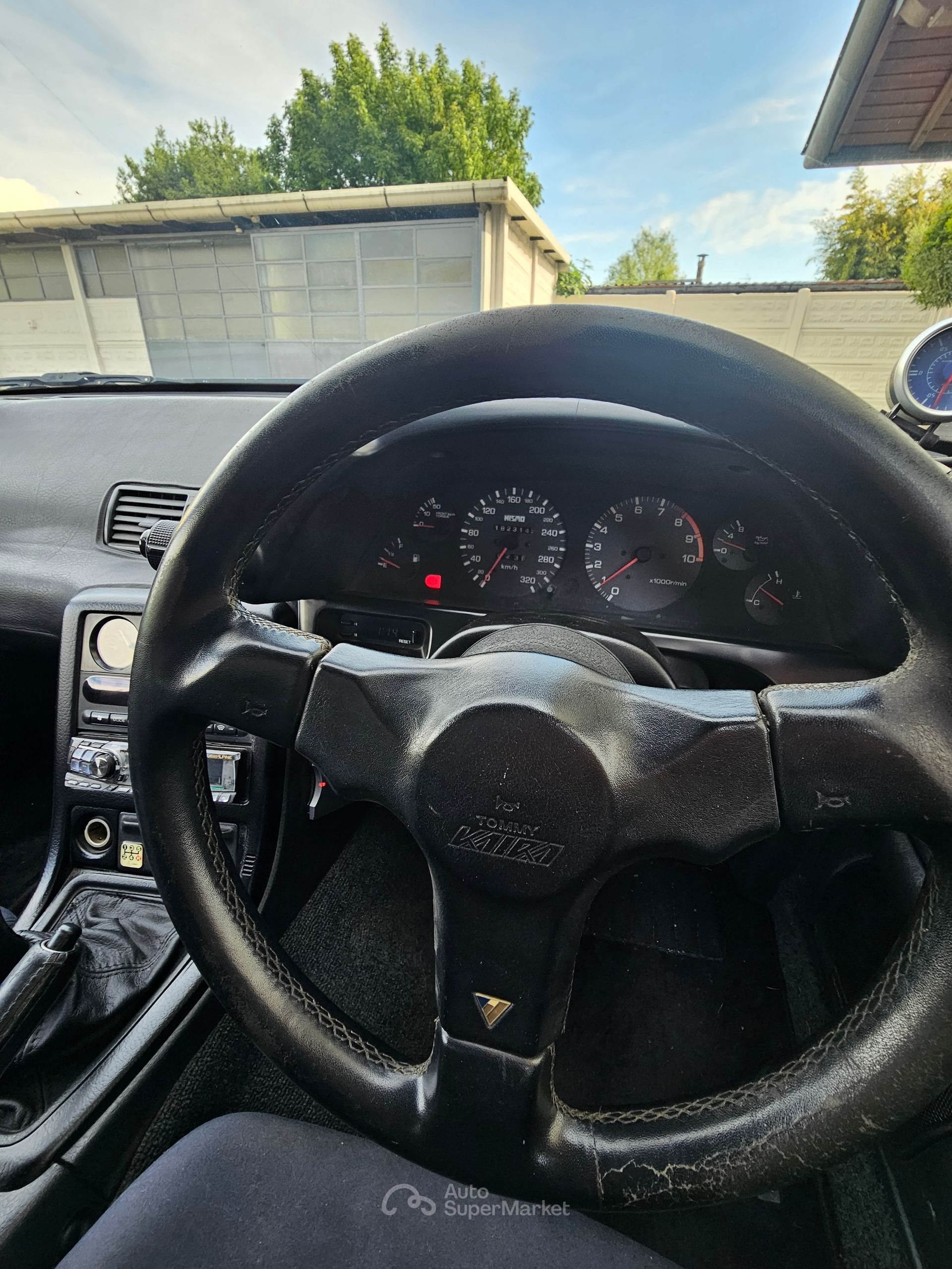 Nissan GT-R