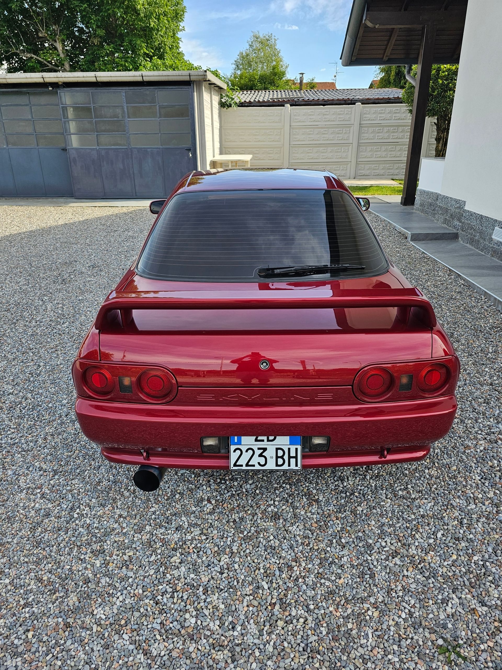 Nissan GT-R