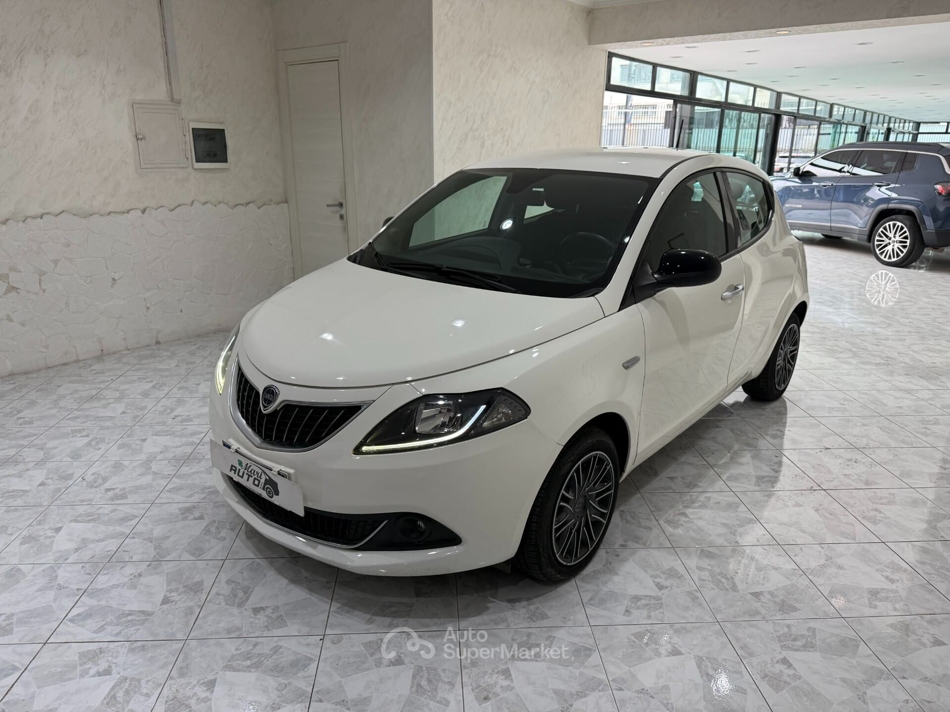 Lancia Ypsilon