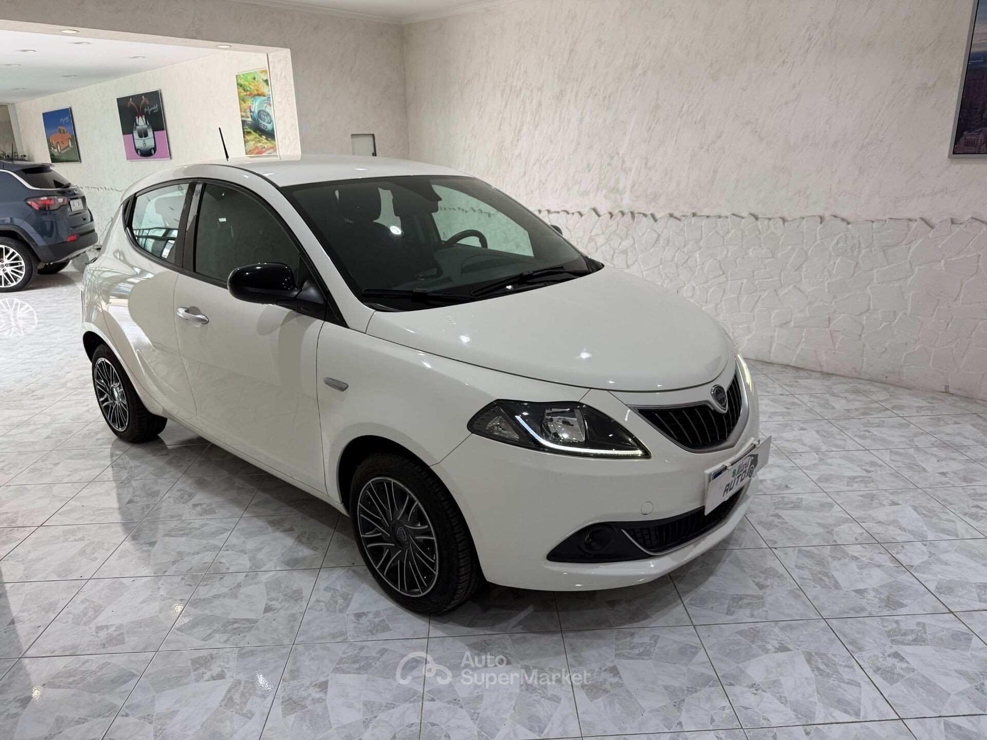 Lancia Ypsilon