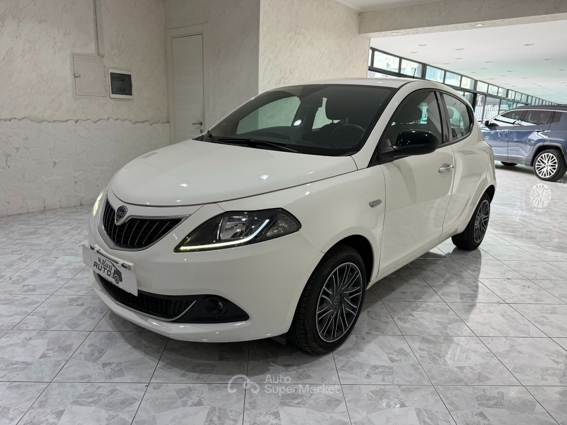 Lancia Ypsilon