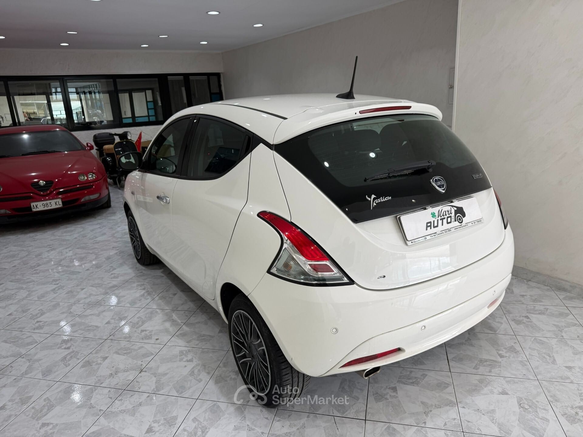Lancia Ypsilon