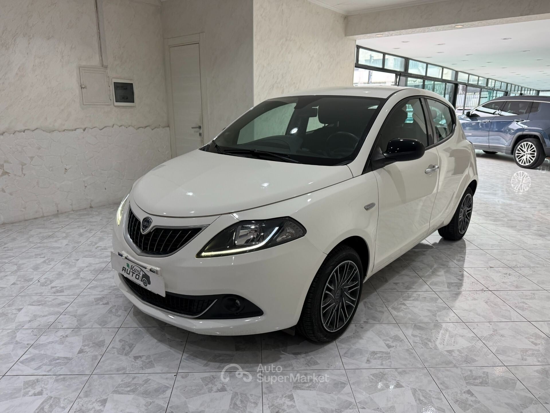 Lancia Ypsilon