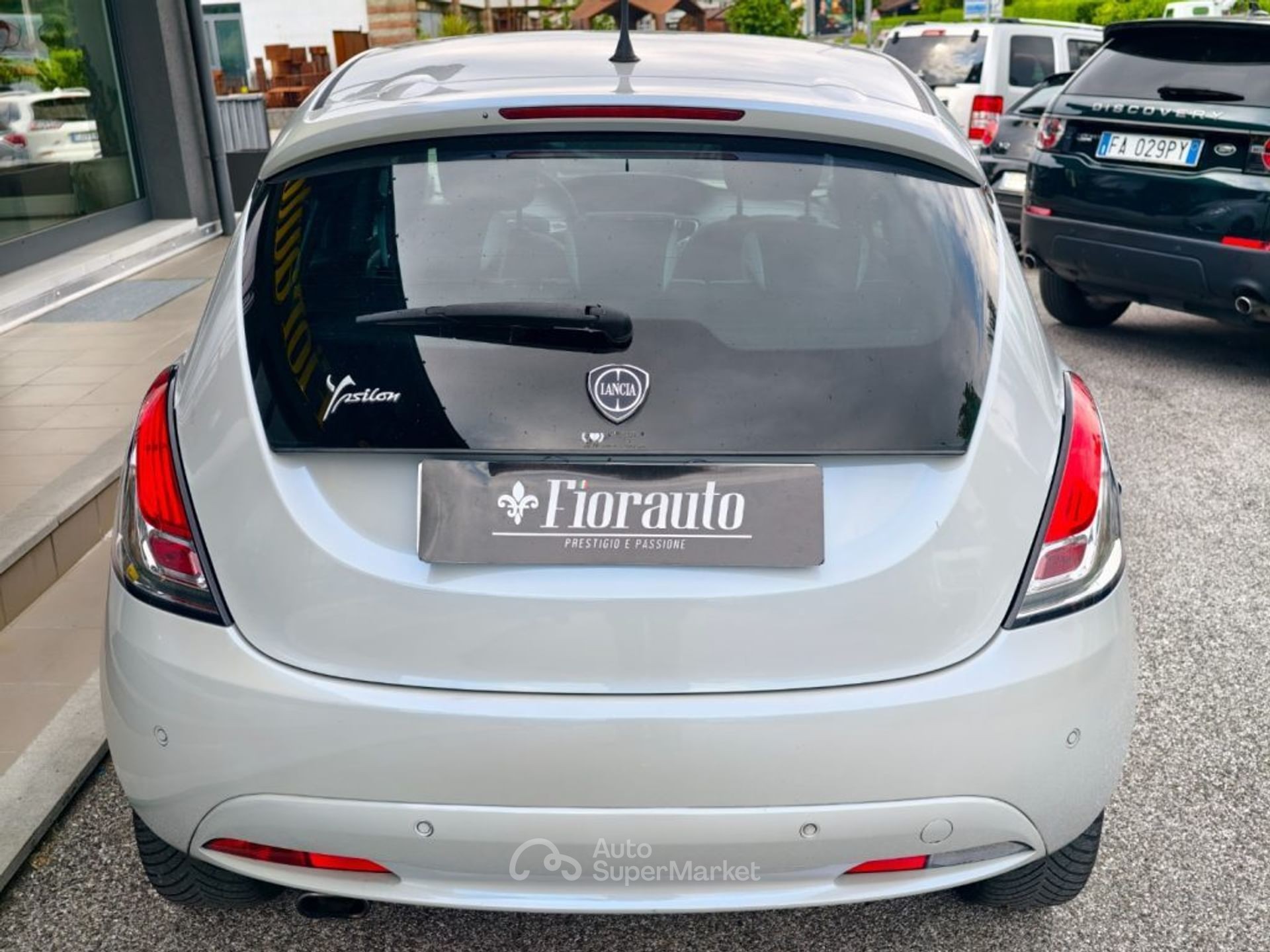 Lancia Ypsilon
