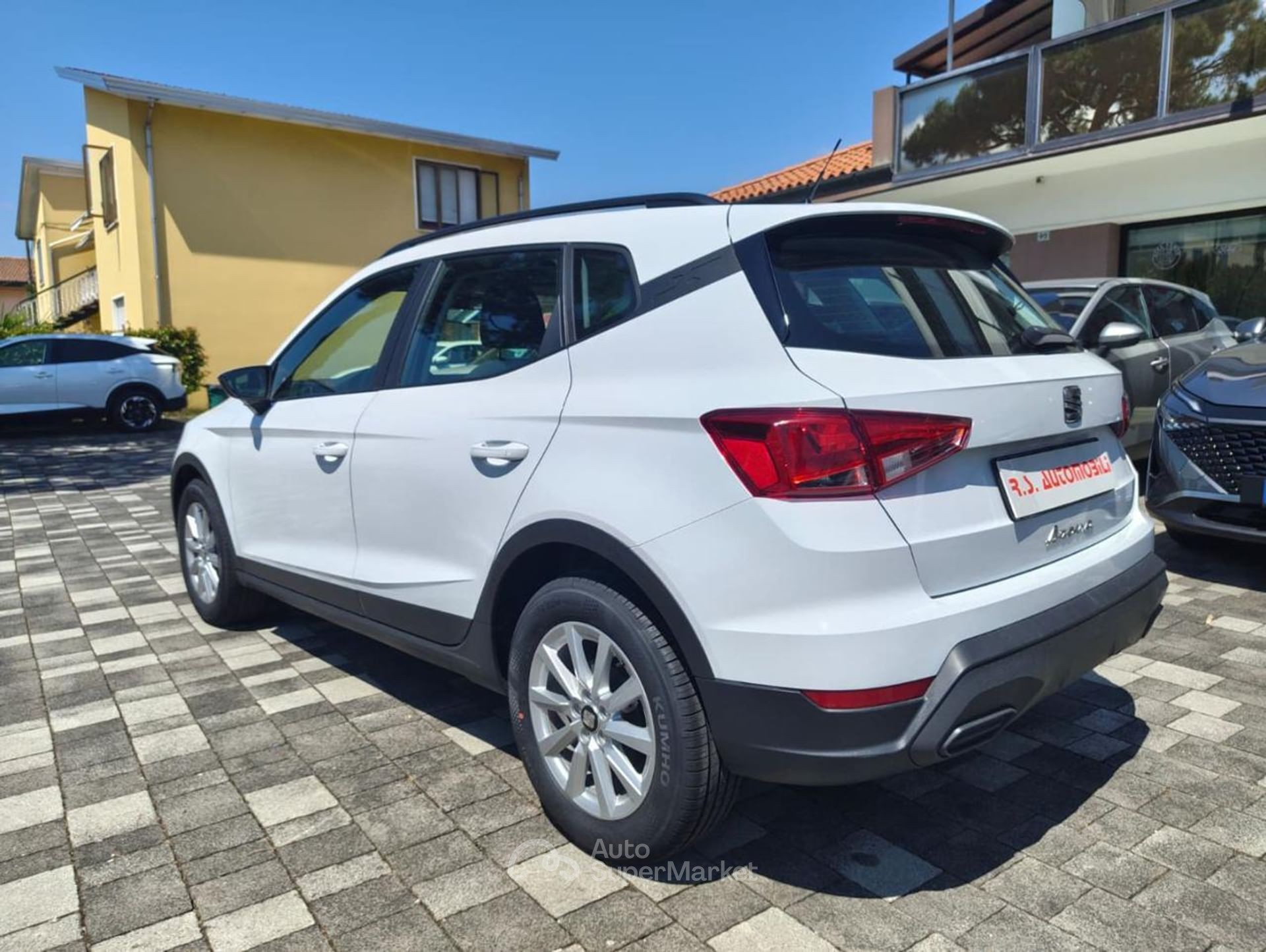 Seat Arona