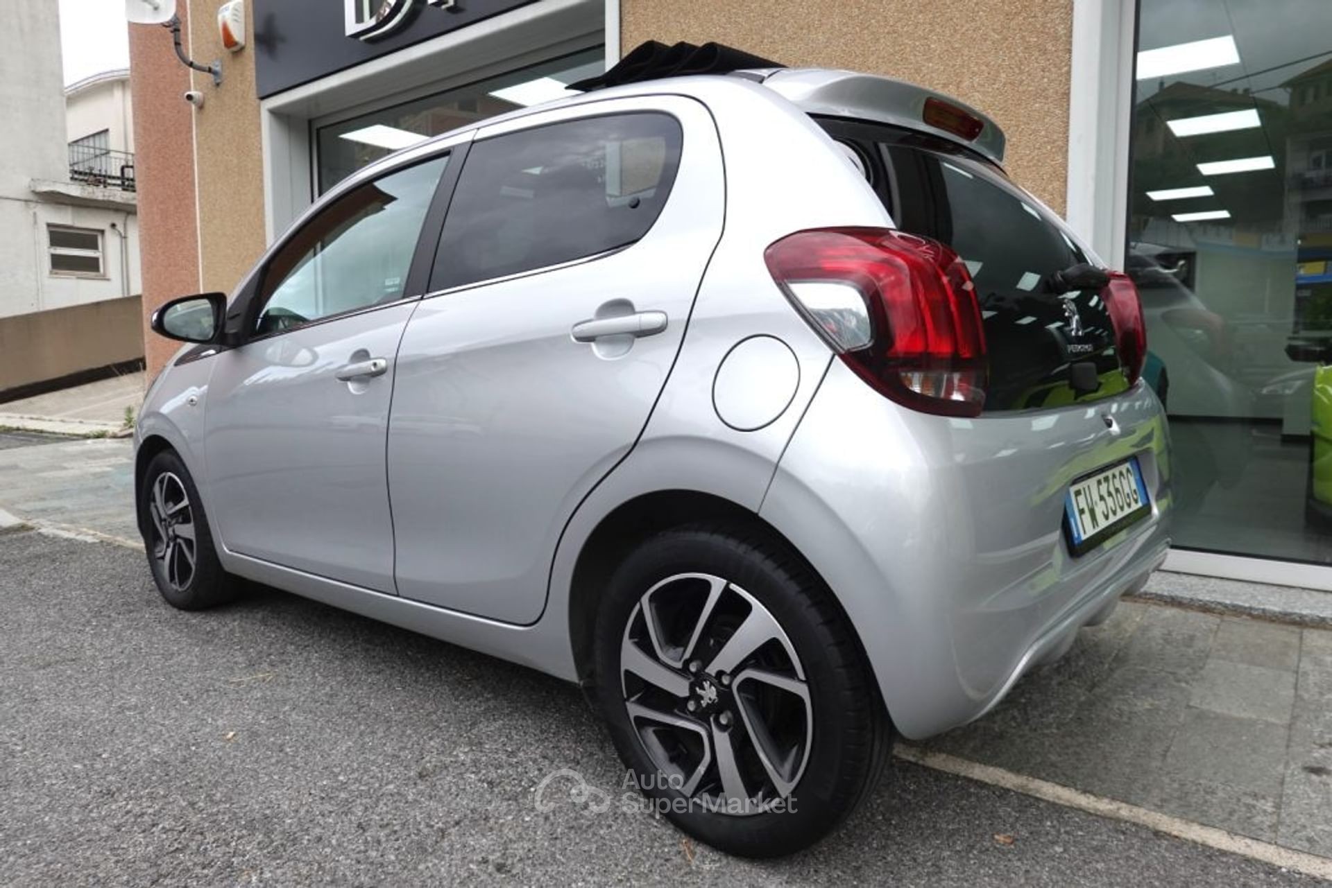 Peugeot 108