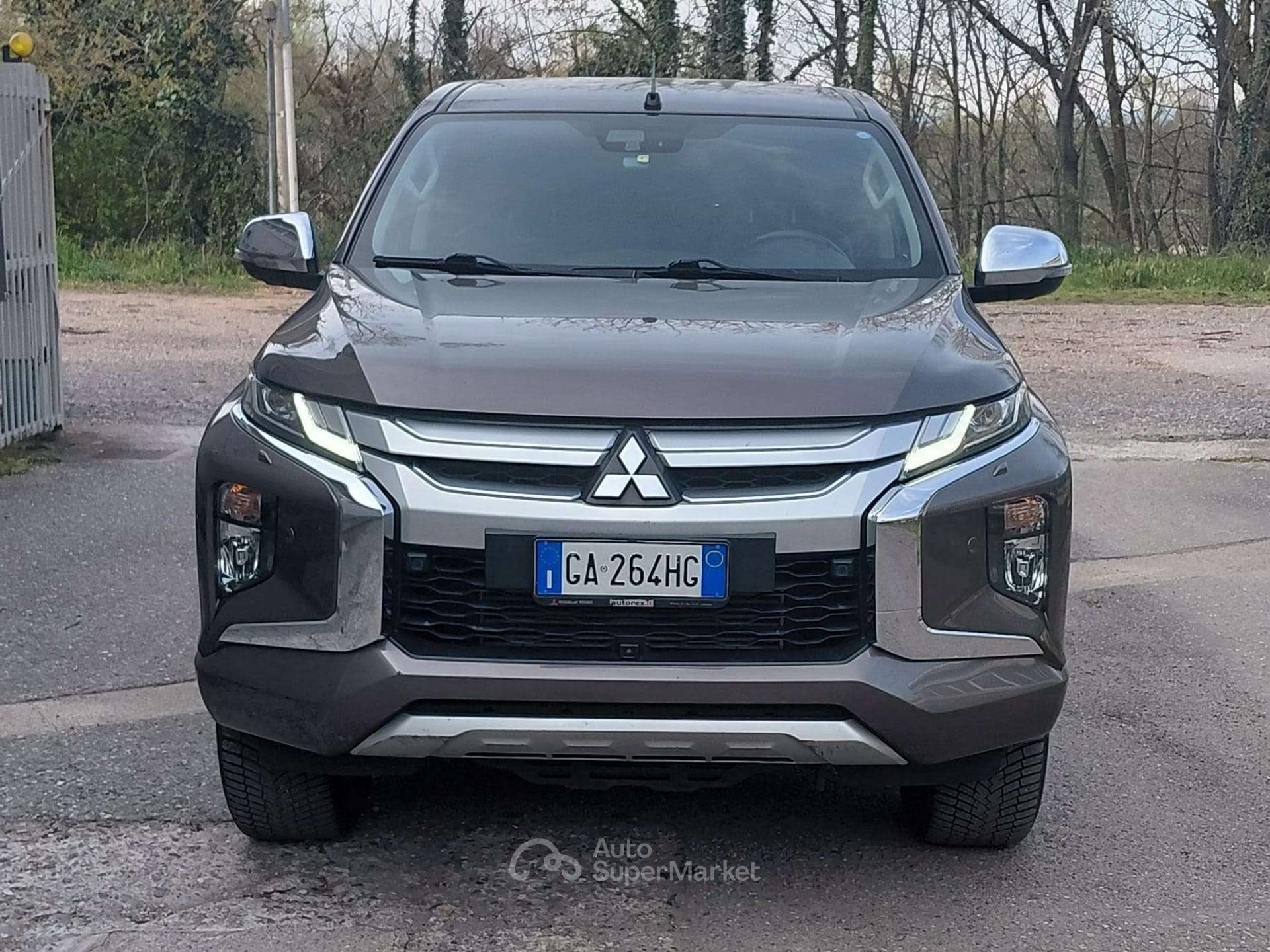 Mitsubishi L200