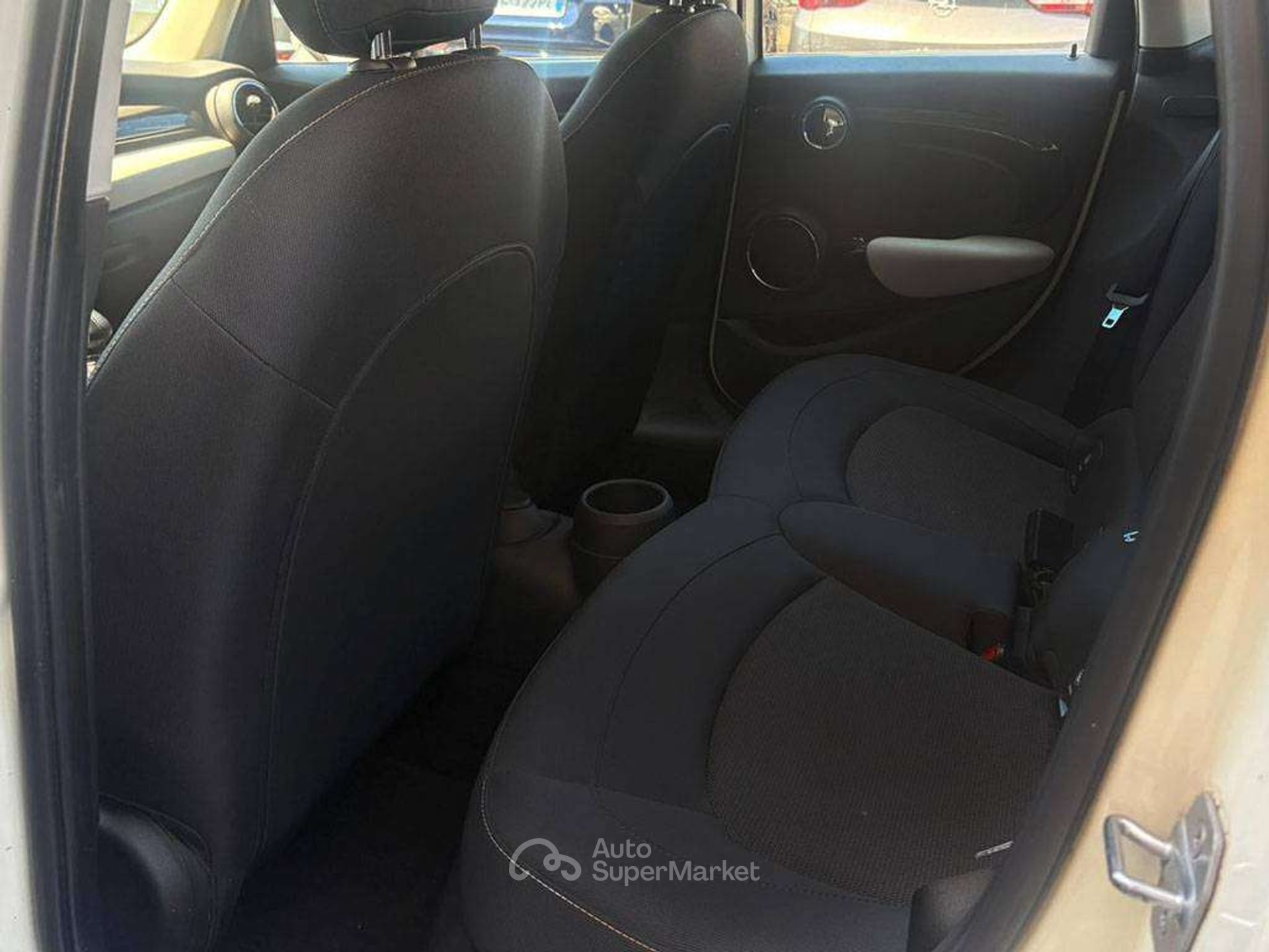 MINI 1.5 Cooper D Hype 5