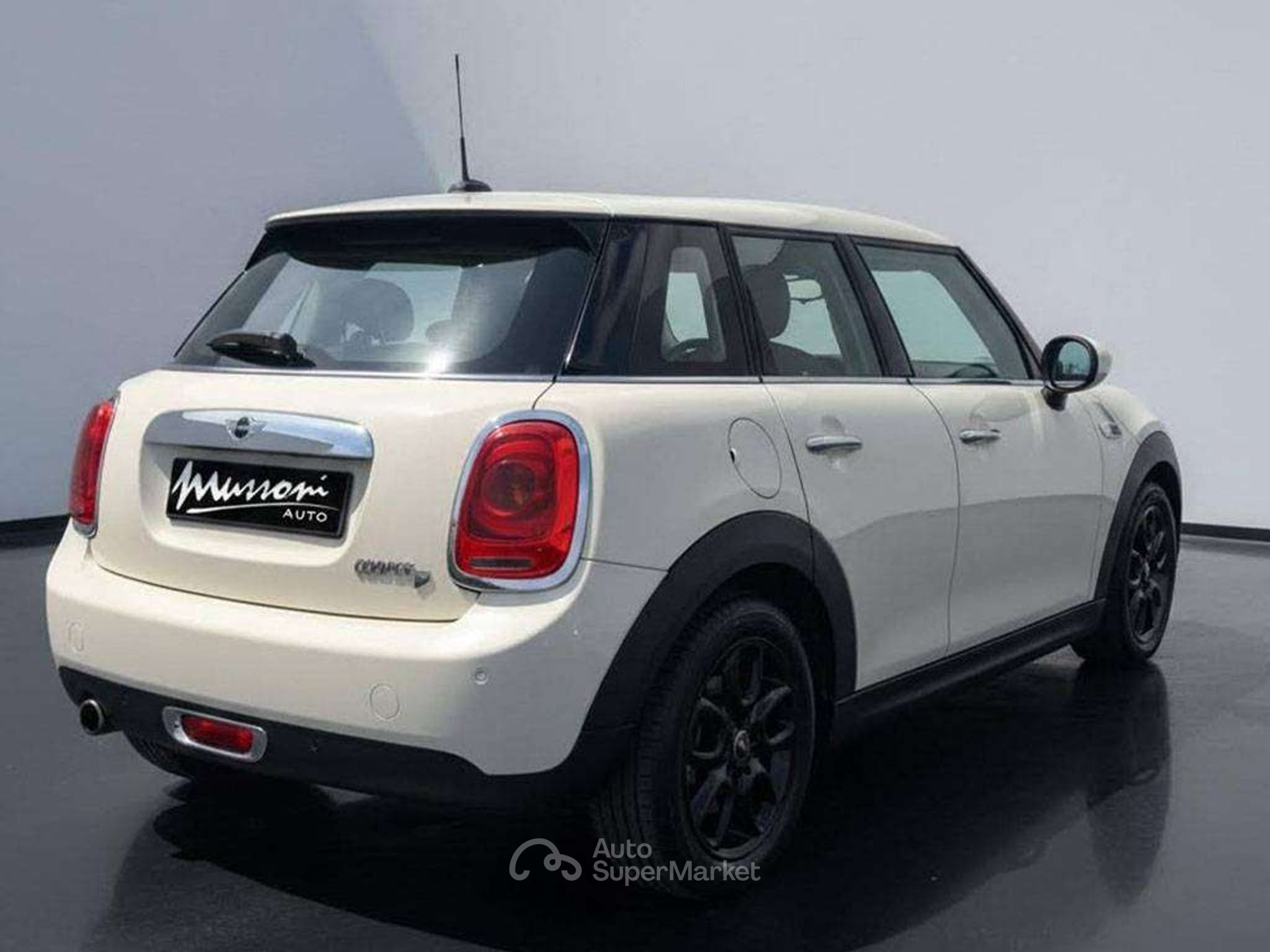 MINI 1.5 Cooper D Hype 5