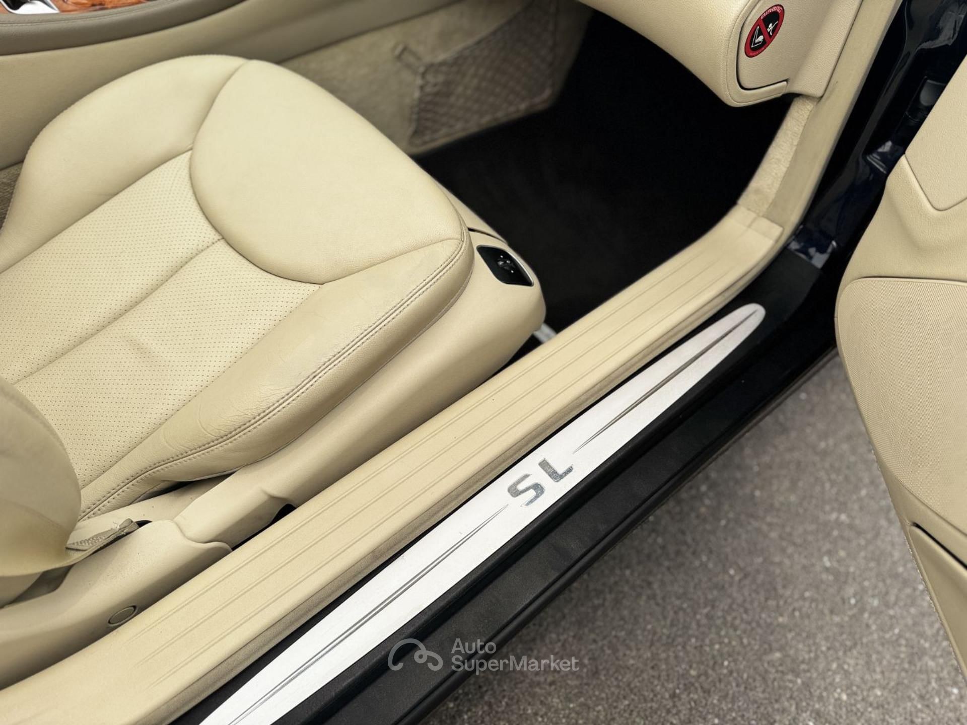 Mercedes-Benz SL