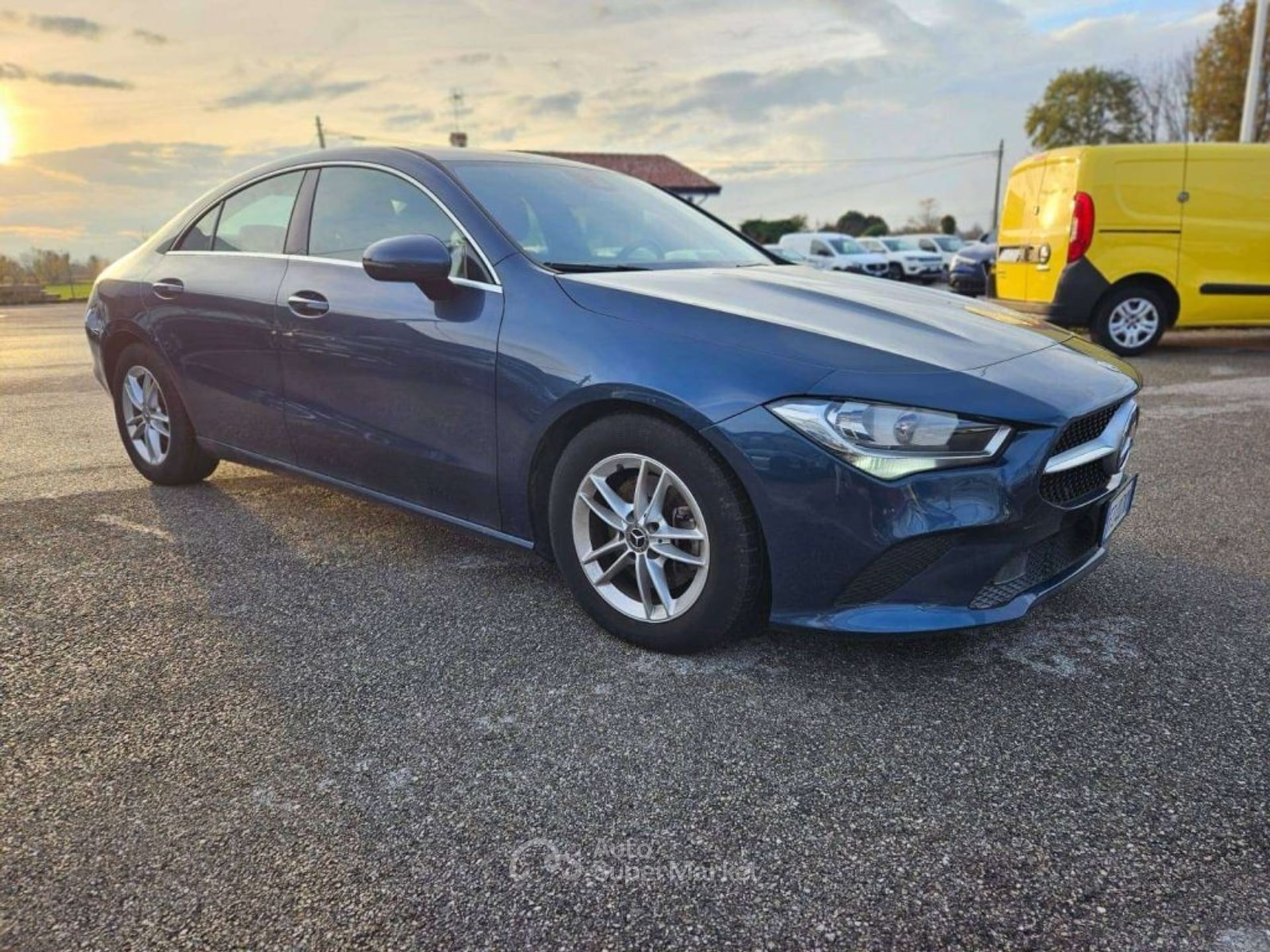 Mercedes-Benz CLA