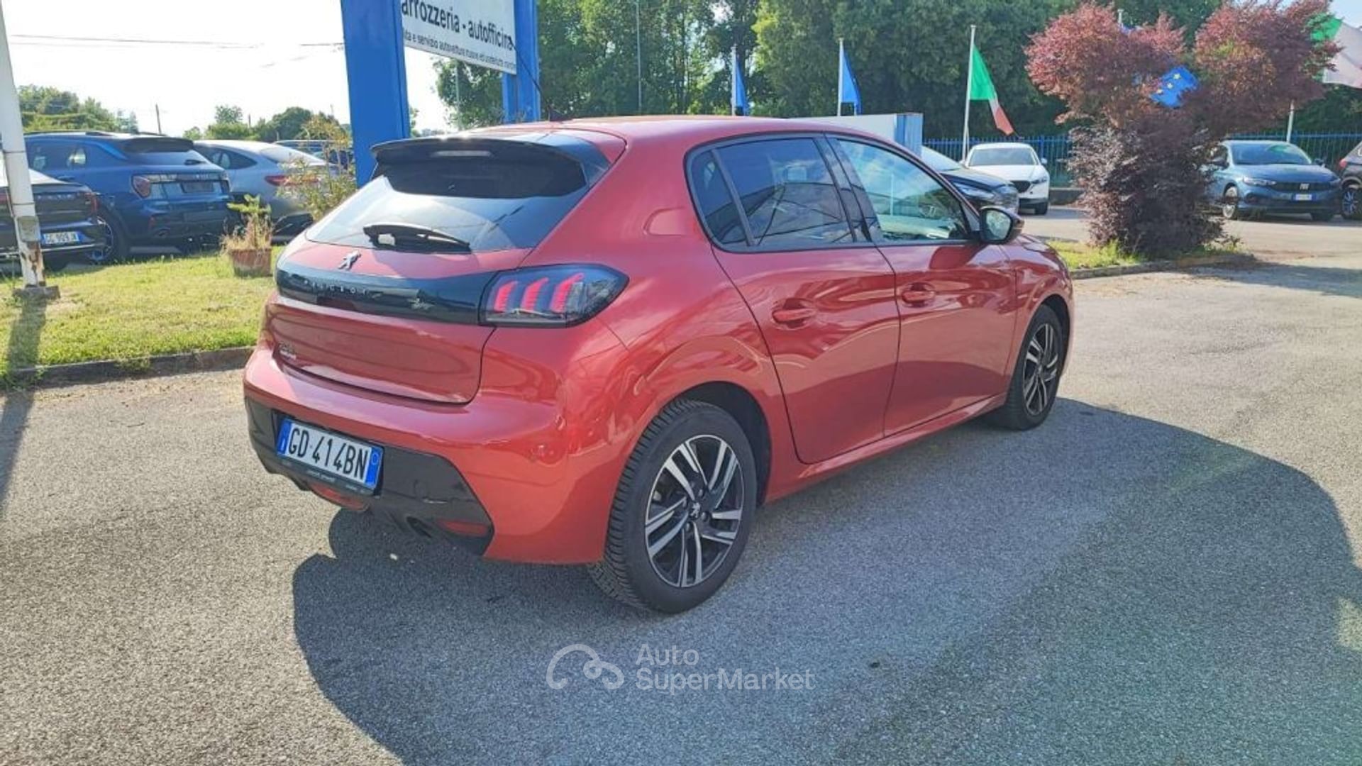 Peugeot 208