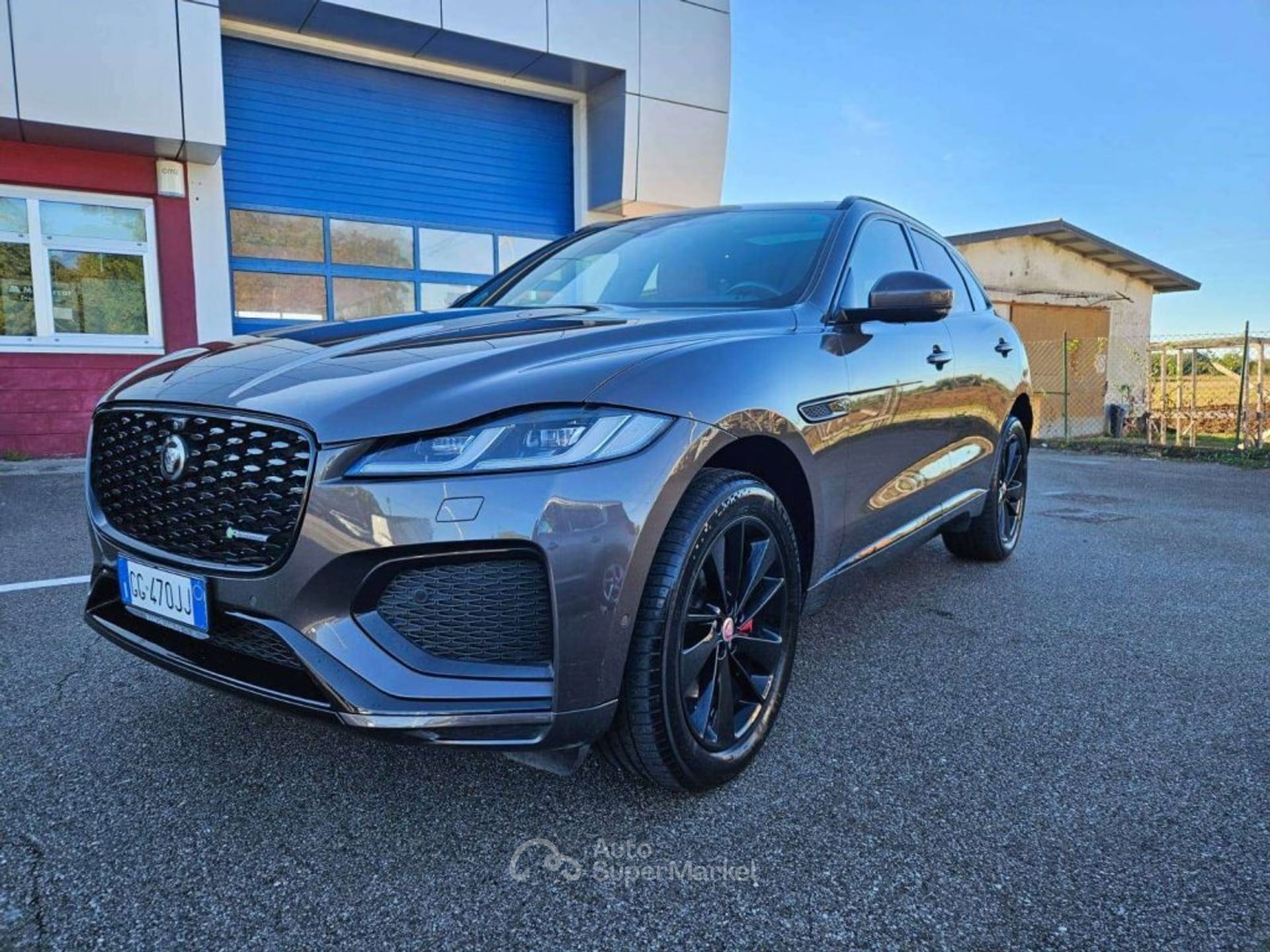 Jaguar F-Pace