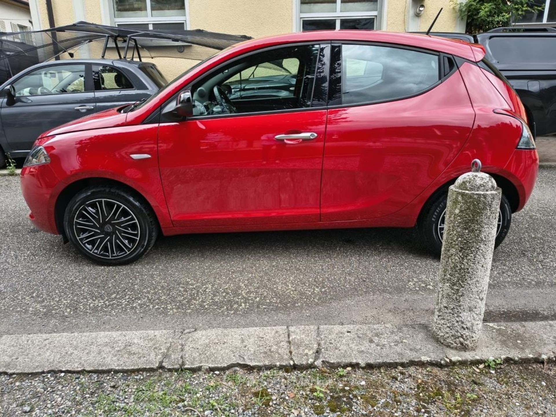 Lancia Ypsilon