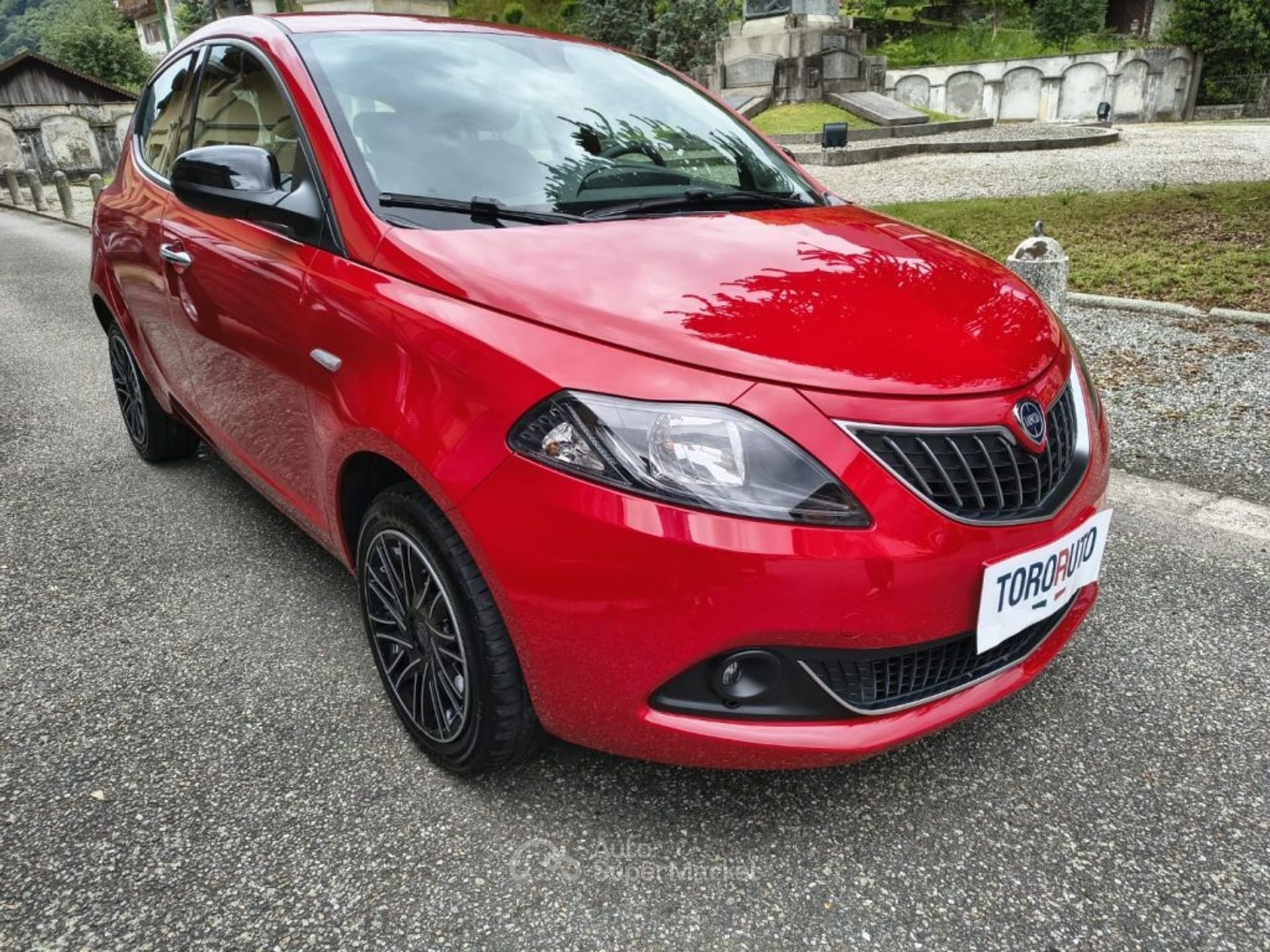 Lancia Ypsilon