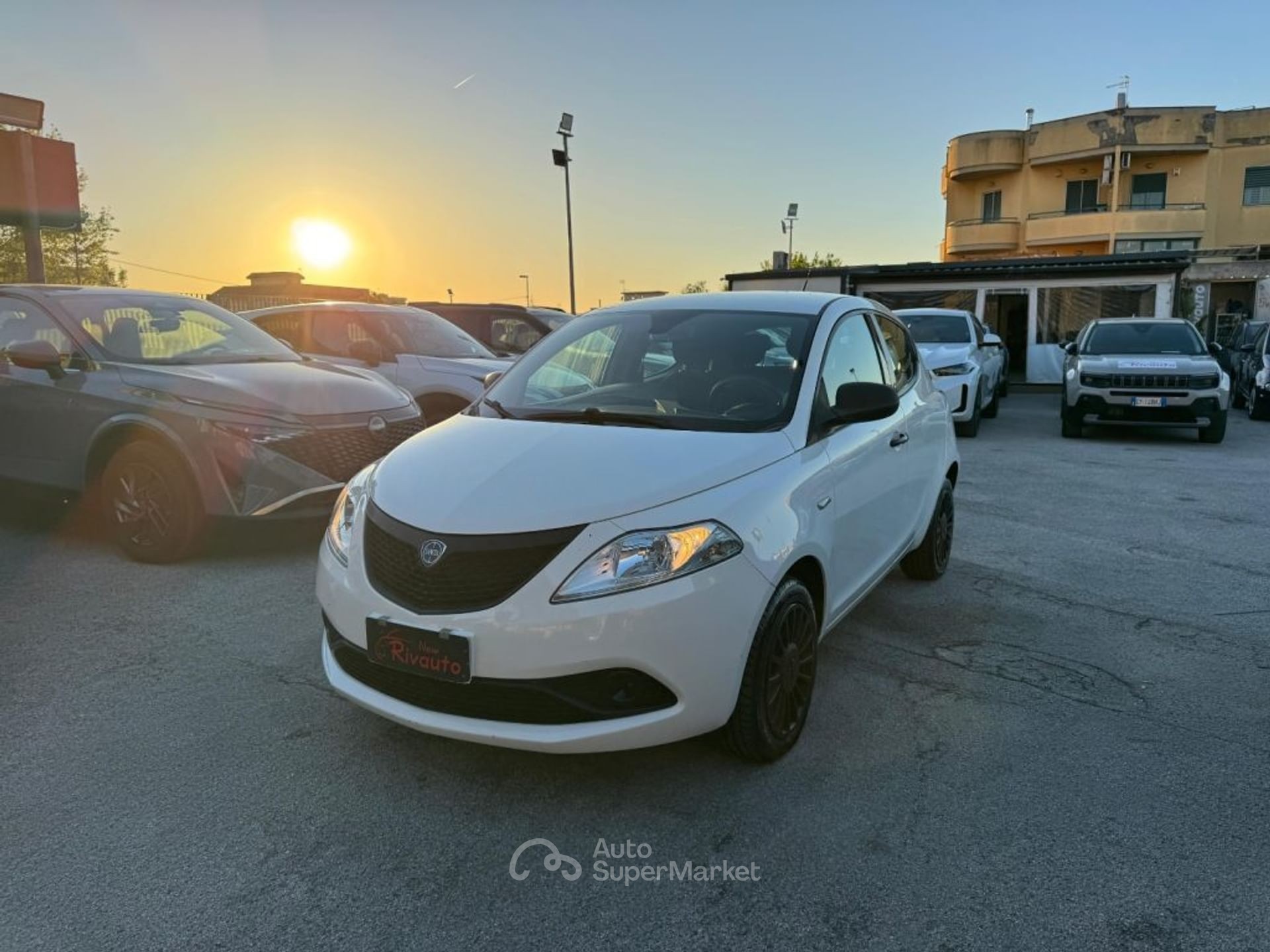 Lancia Ypsilon