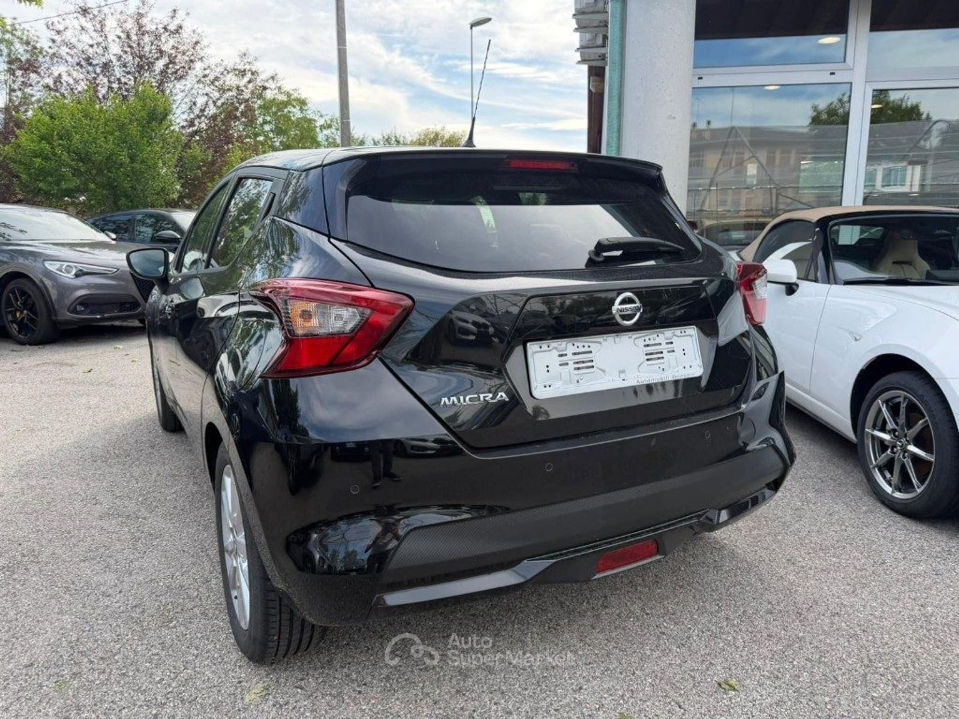 Nissan Micra