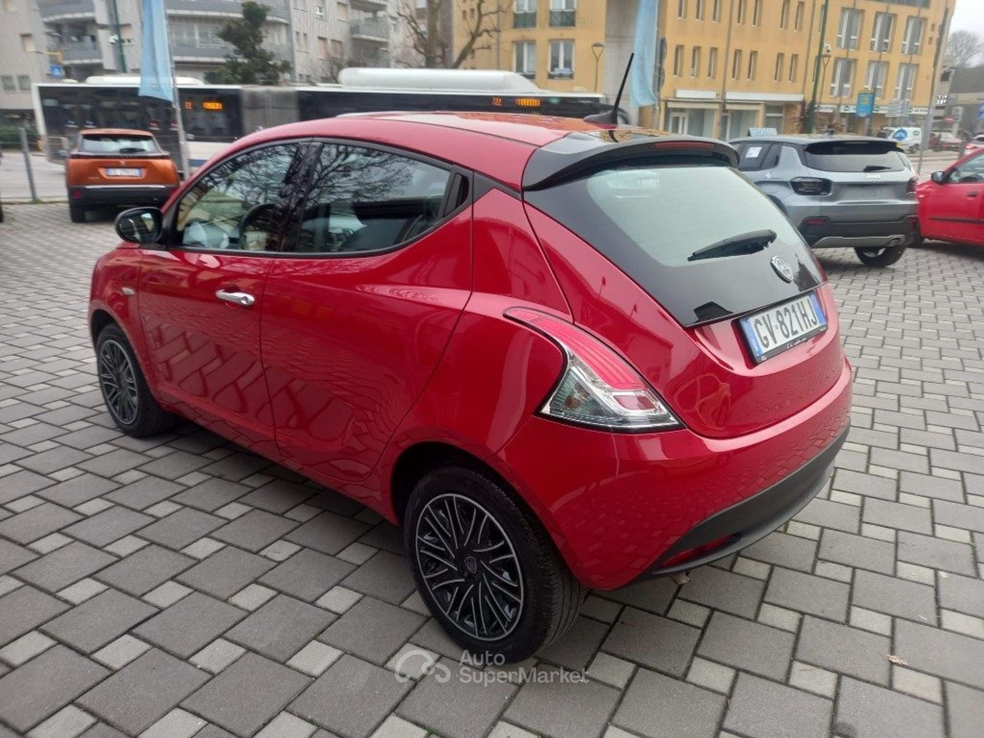Lancia Ypsilon