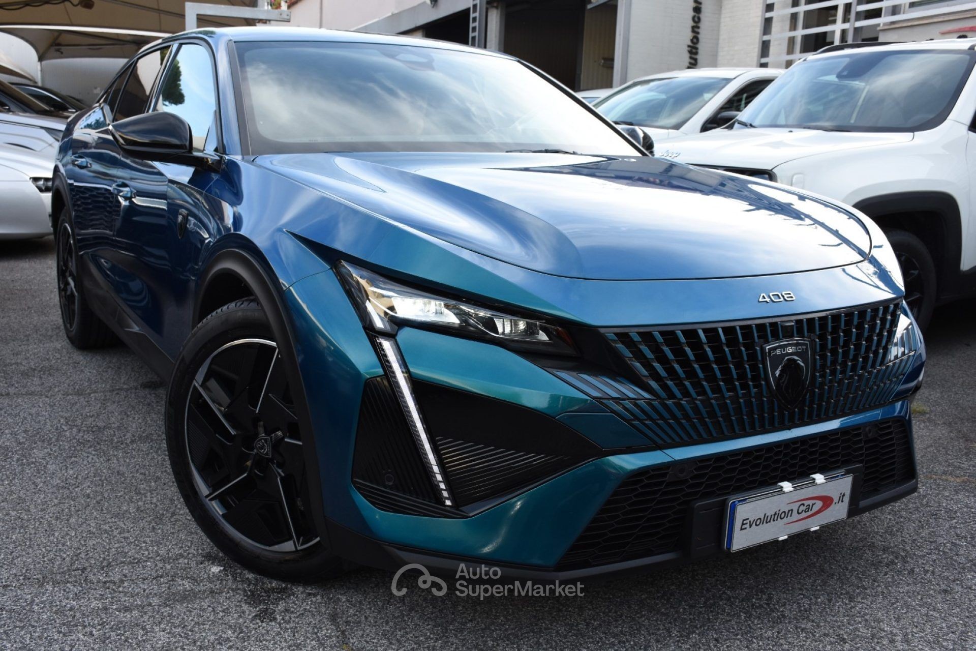 Peugeot 408