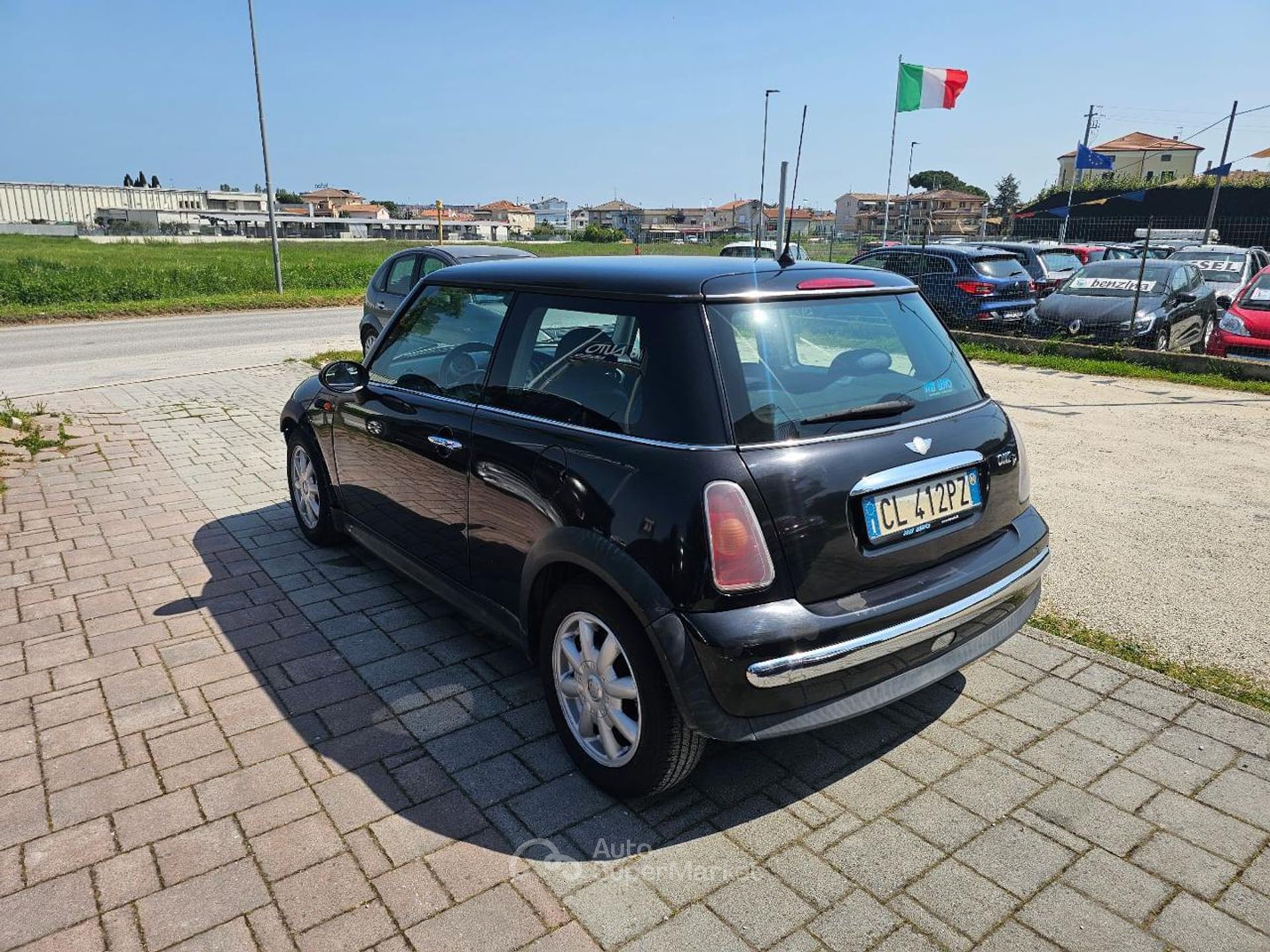 MINI One
