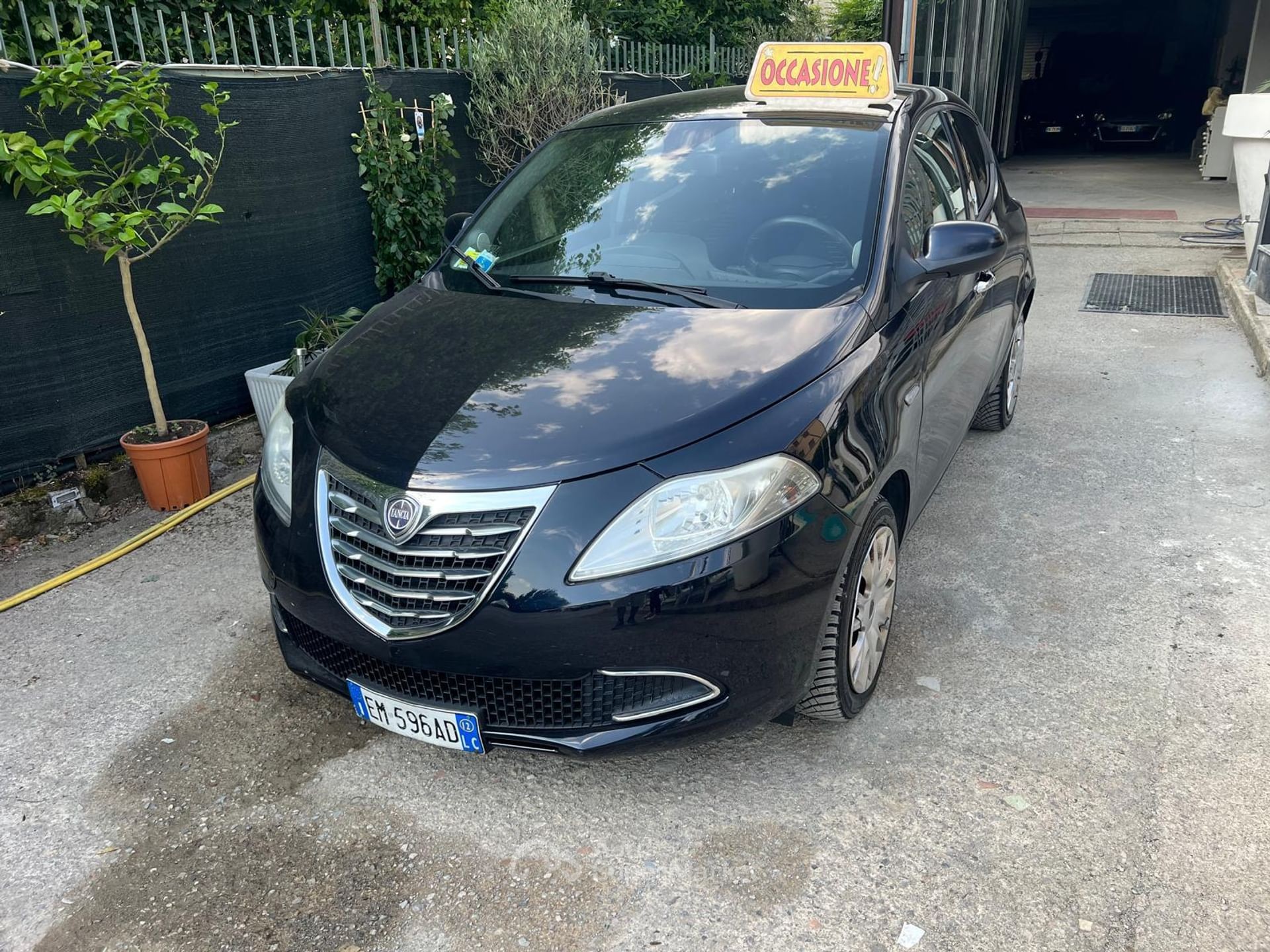 Lancia Ypsilon