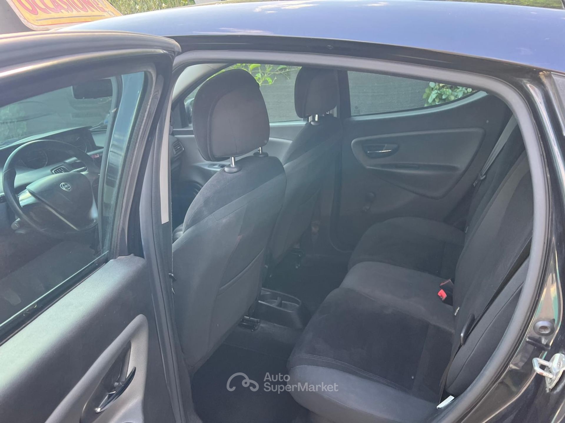Lancia Ypsilon
