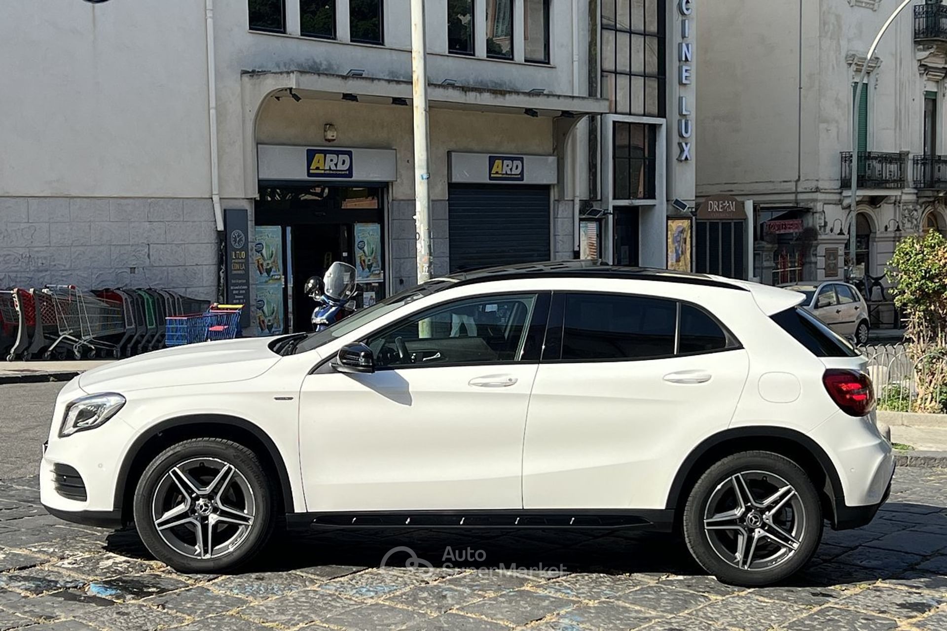 Mercedes-Benz GLA