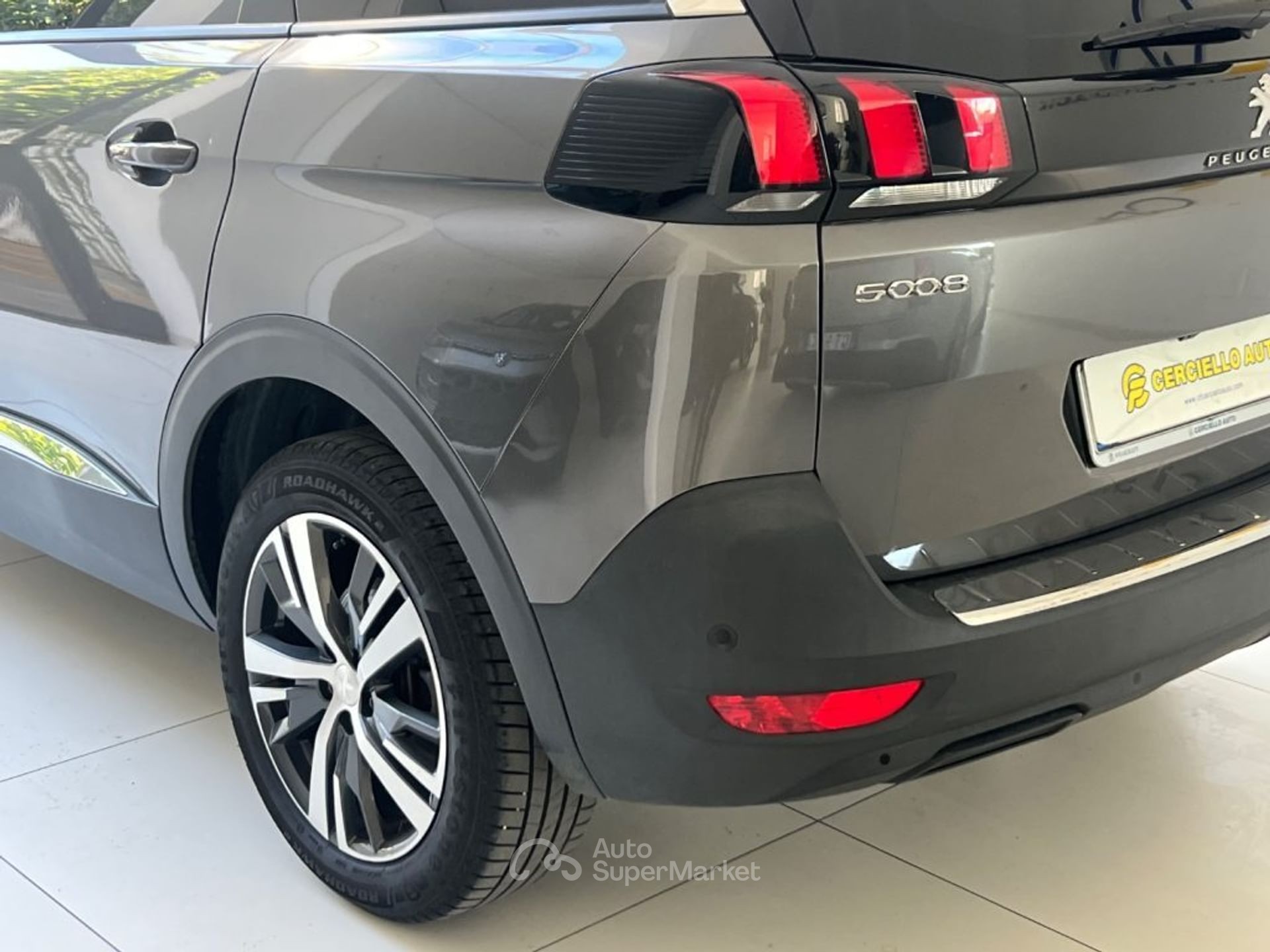 Peugeot 5008