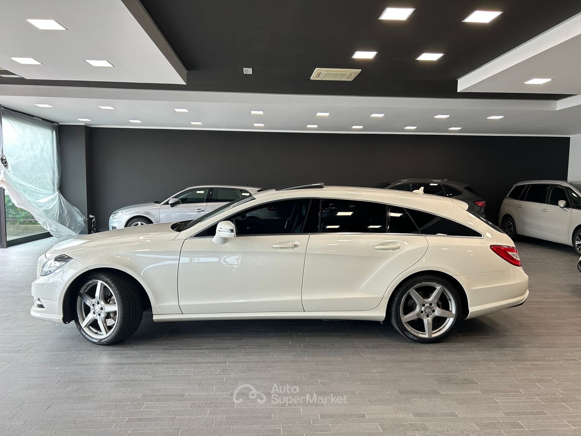 Mercedes-Benz CLS