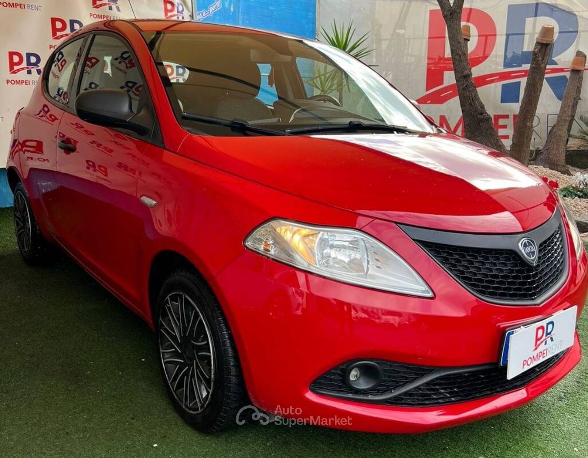 Lancia Ypsilon