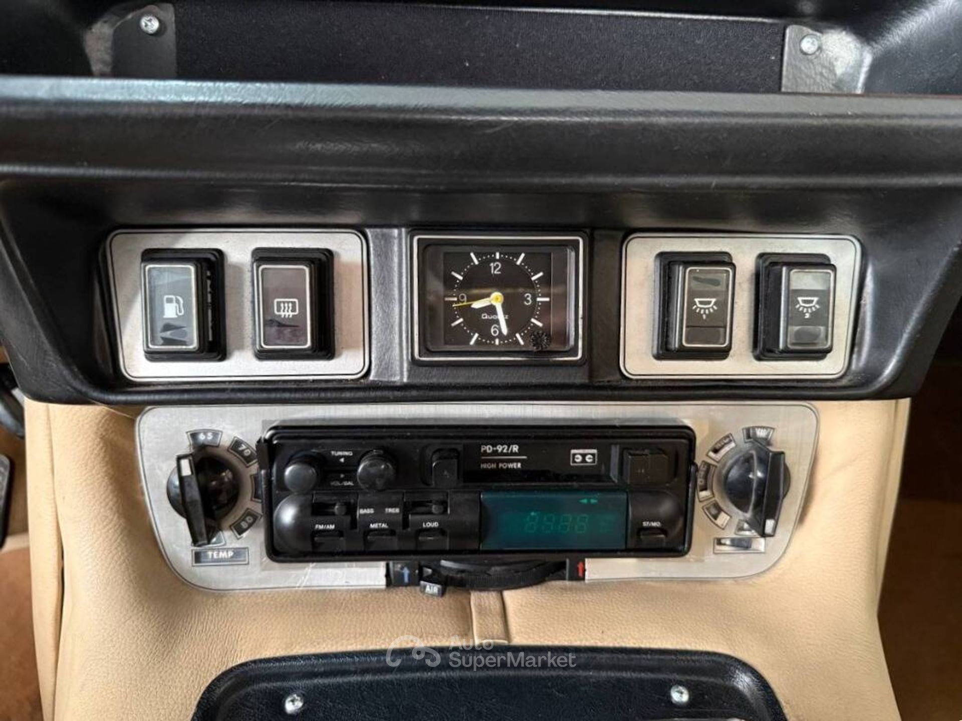Jaguar XJ6