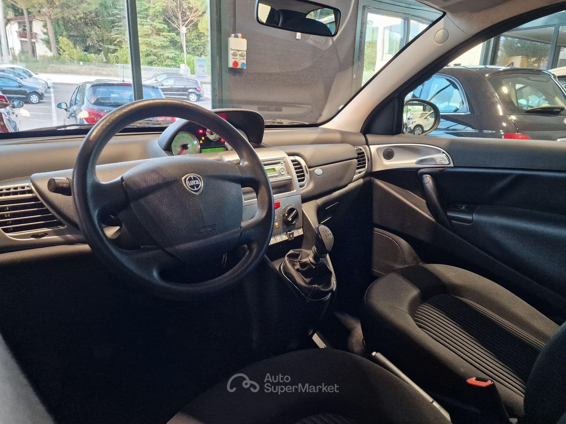 Lancia Ypsilon