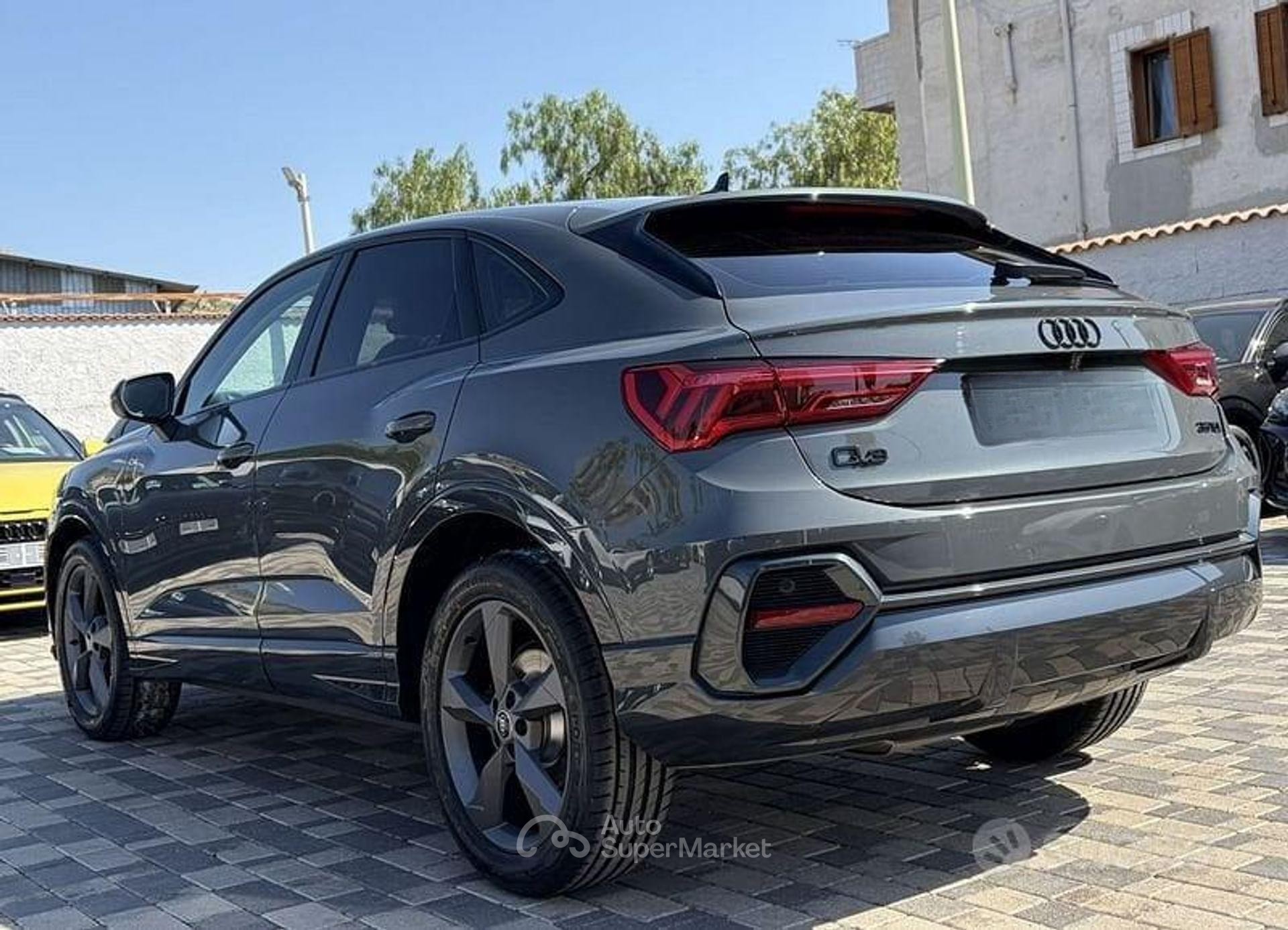 Audi Q3