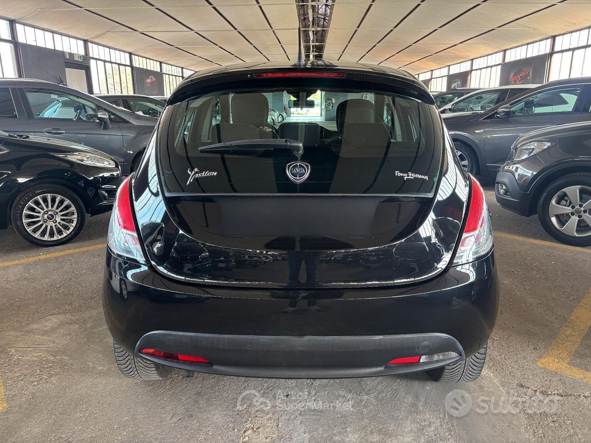 Lancia Ypsilon