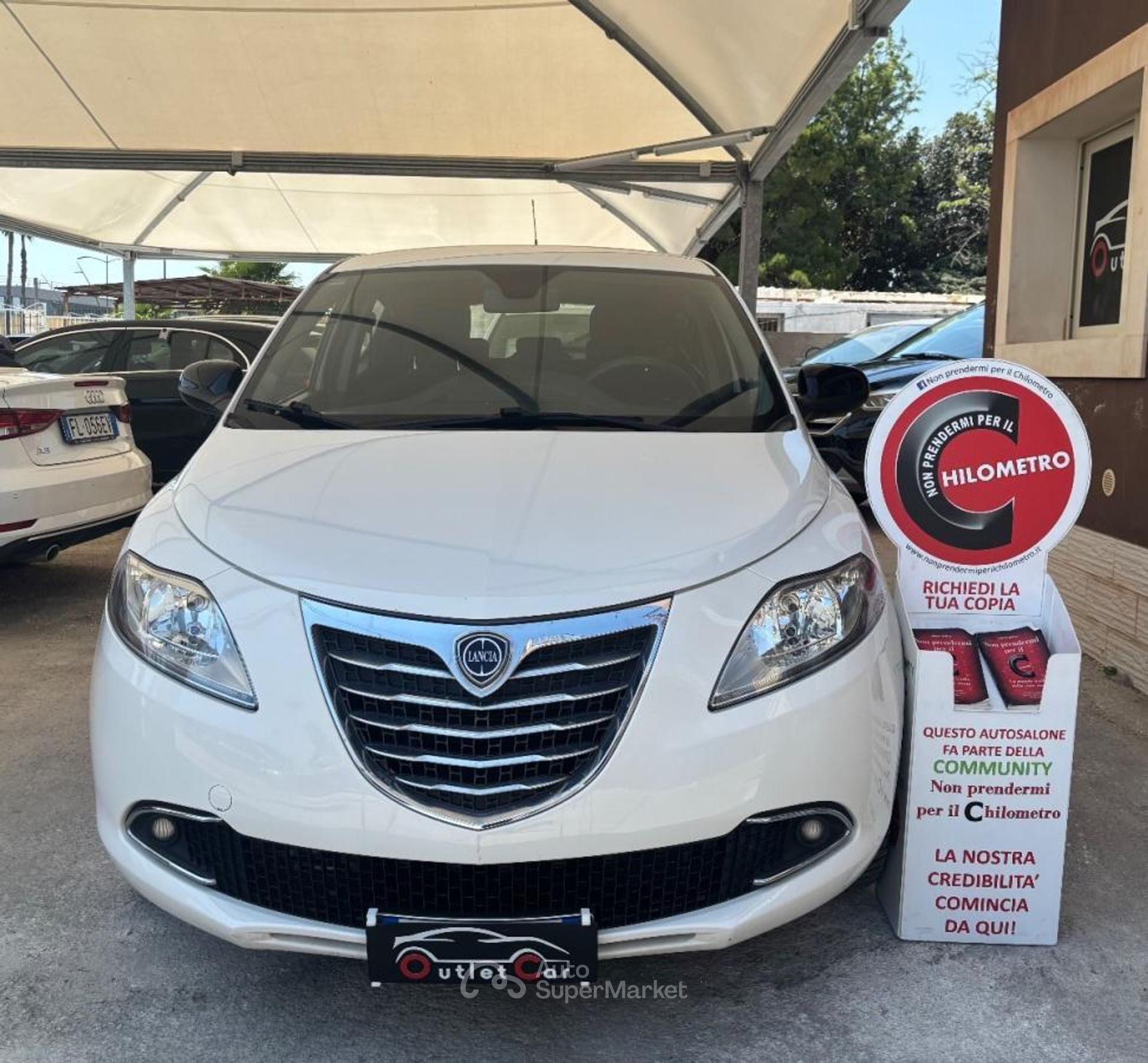 Lancia Ypsilon