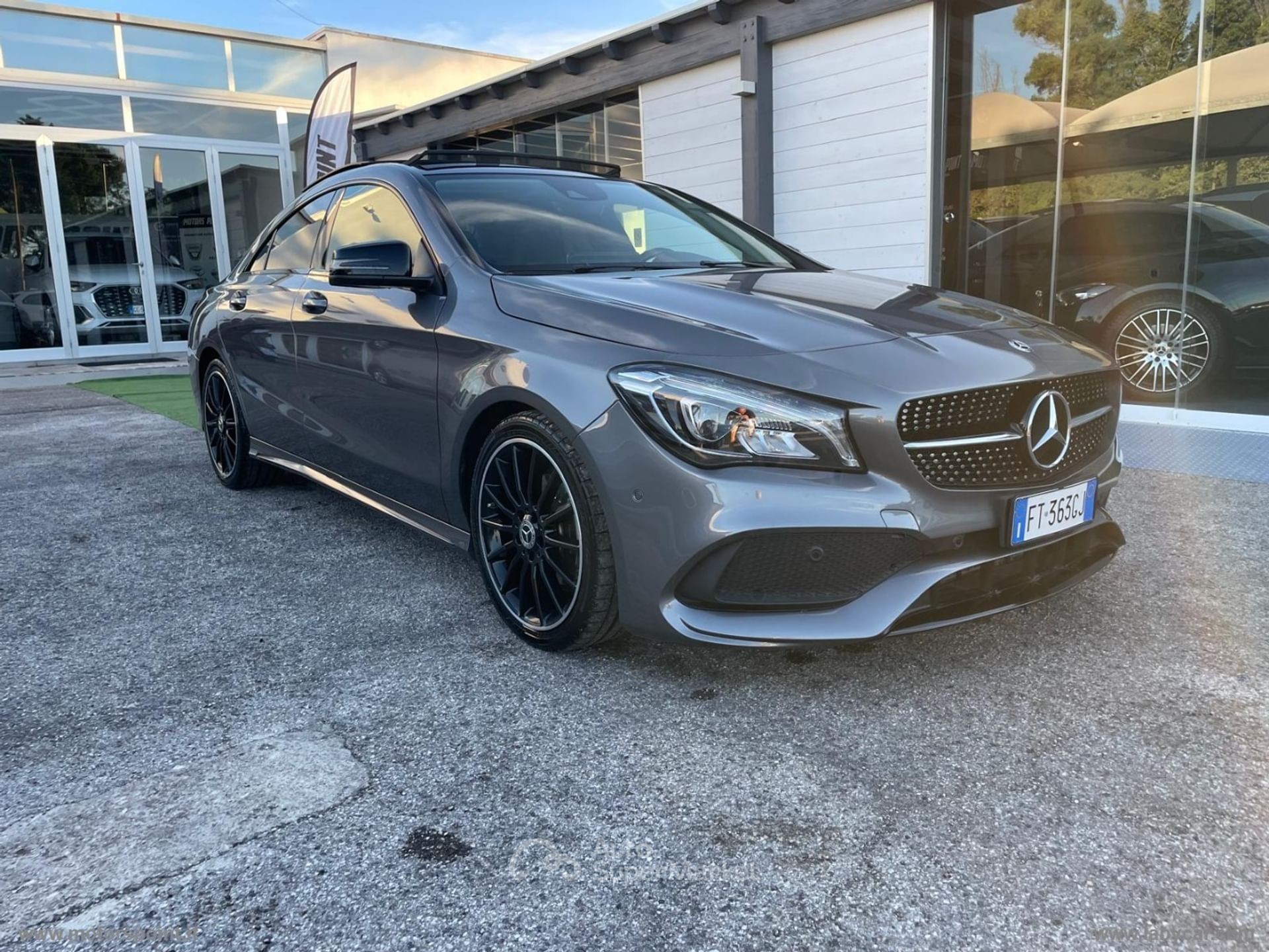 Mercedes-Benz CLA