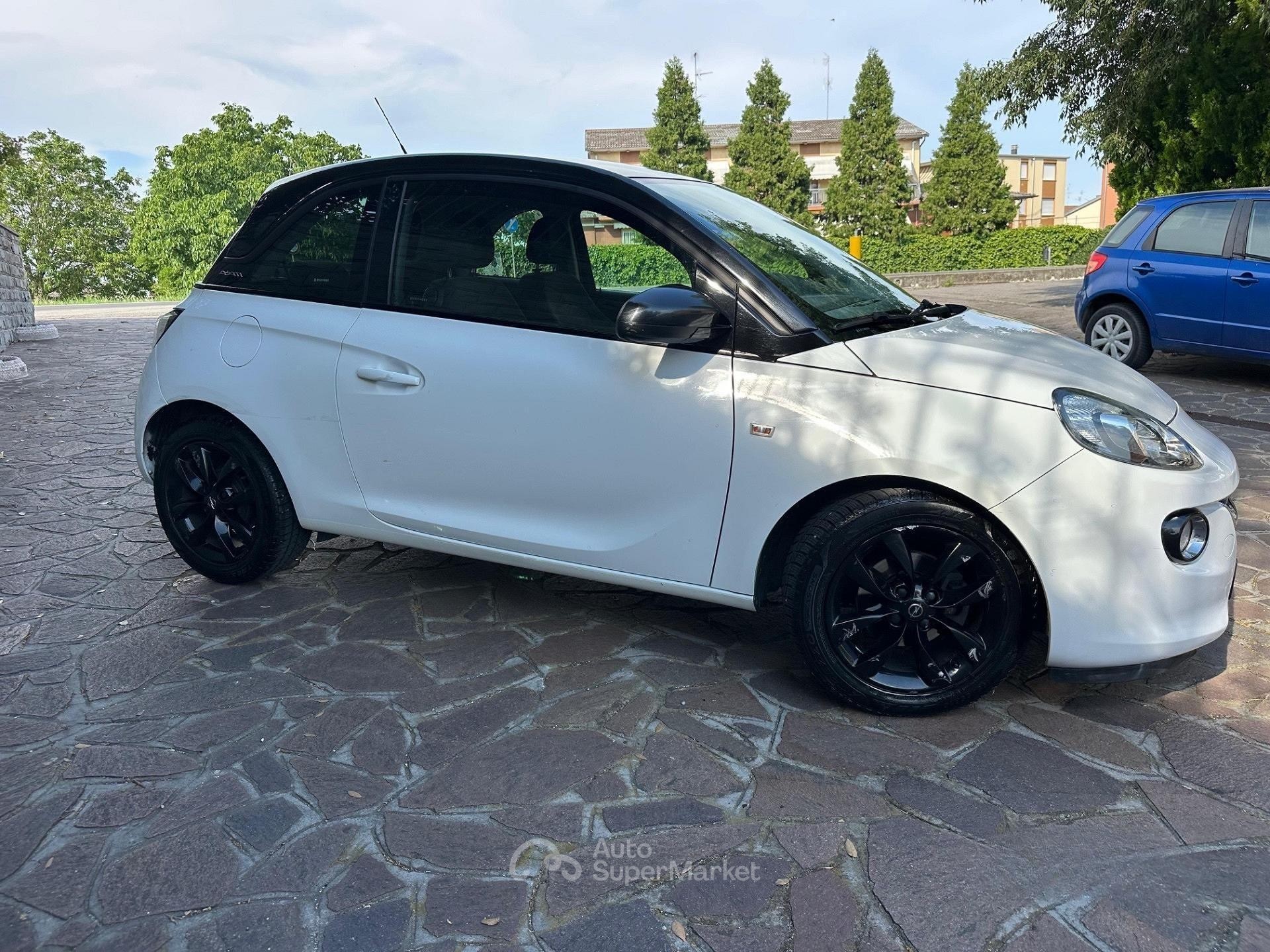 Opel Adam
