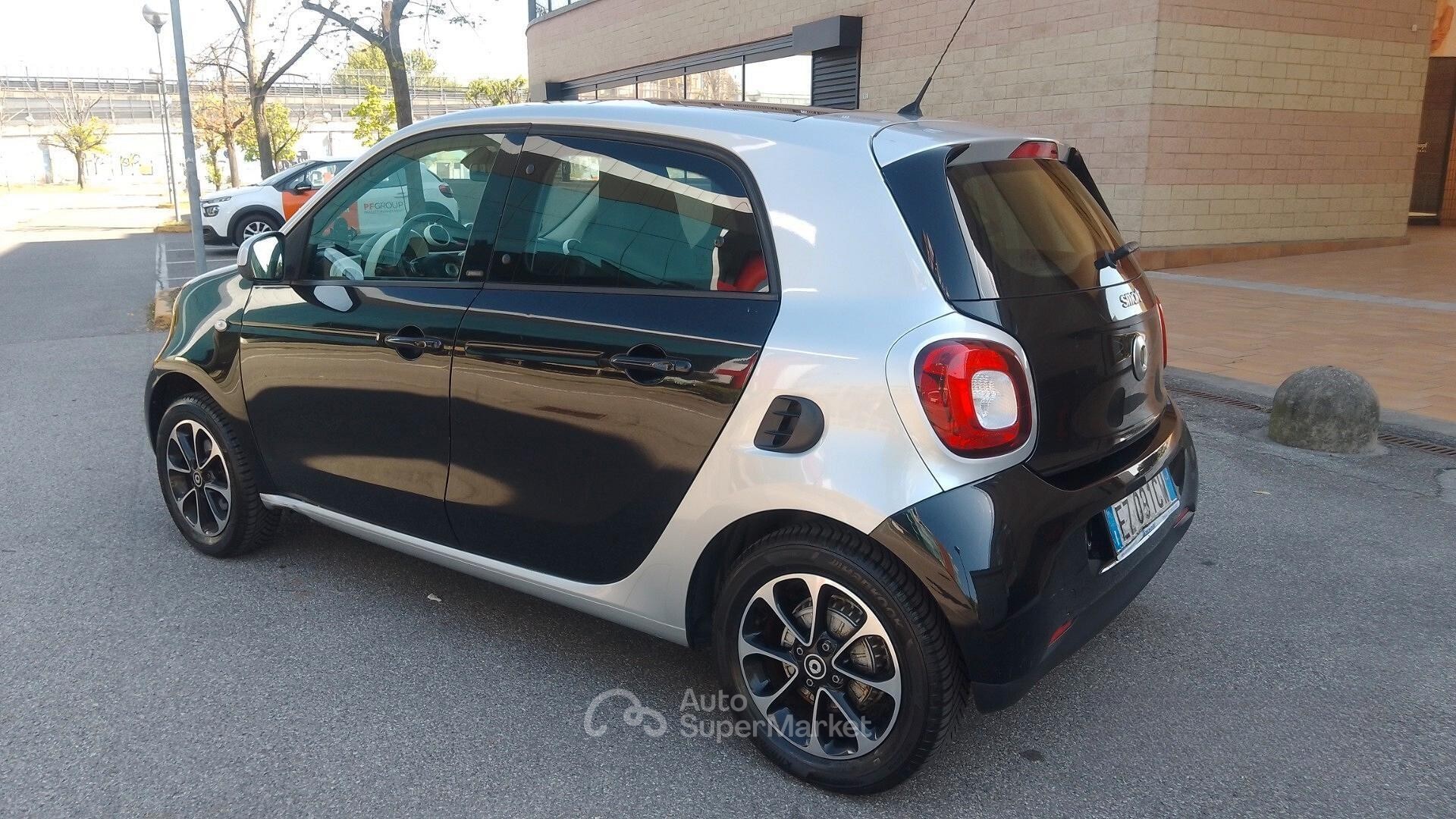 Smart ForFour