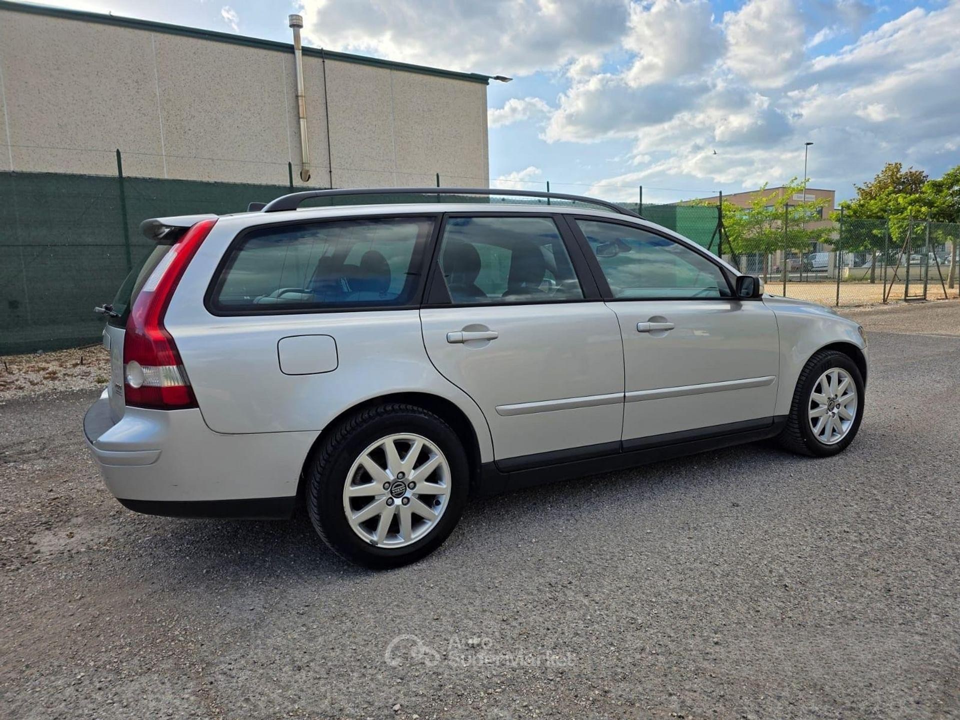 Volvo V50
