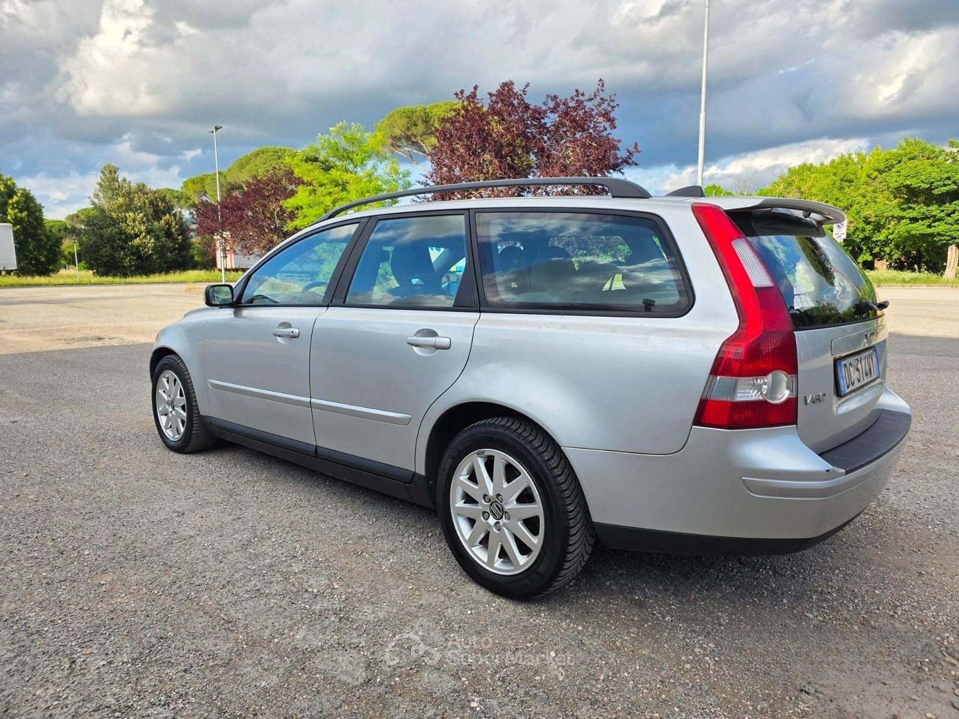 Volvo V50